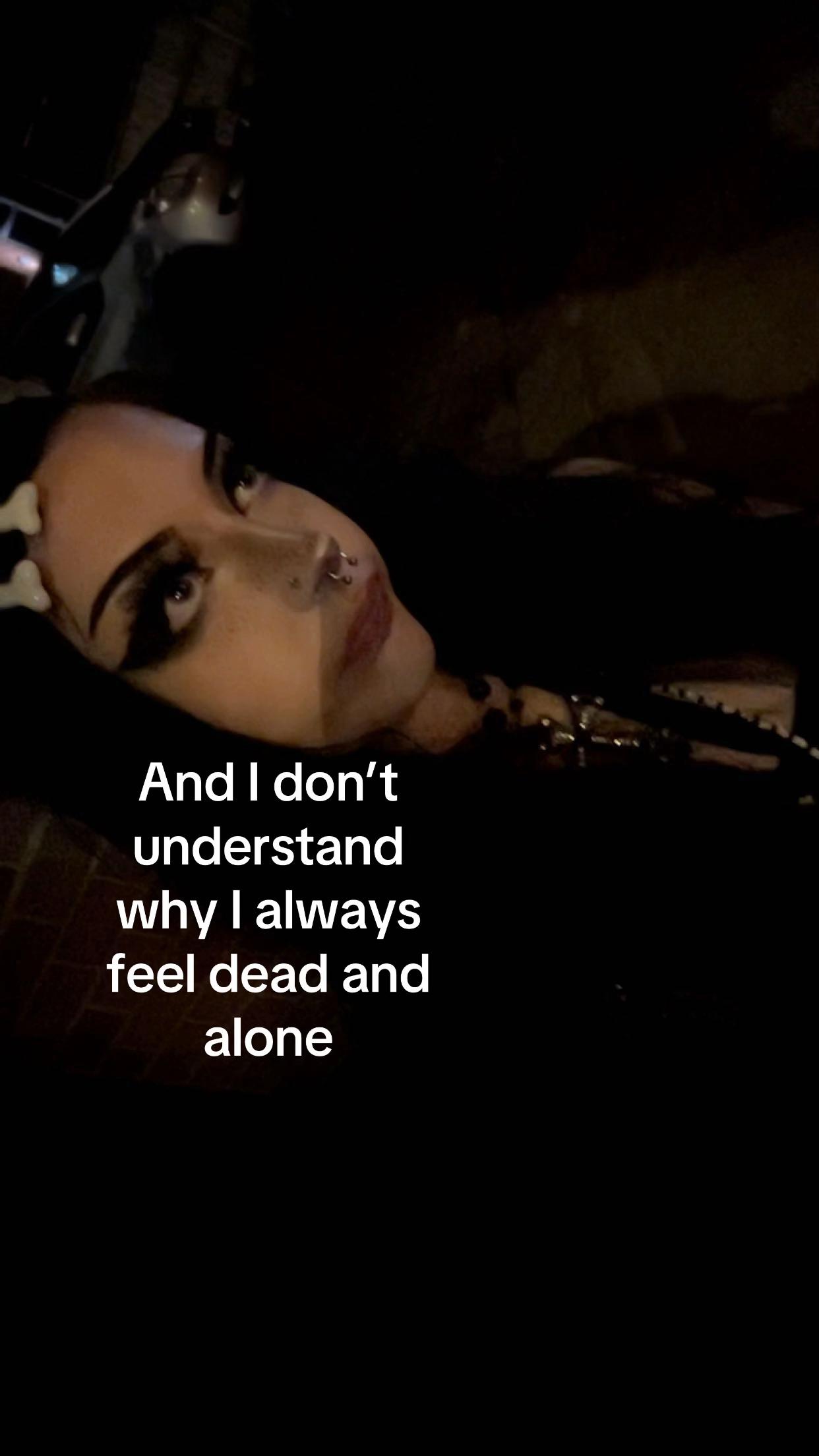 @Aphen🧟♀️