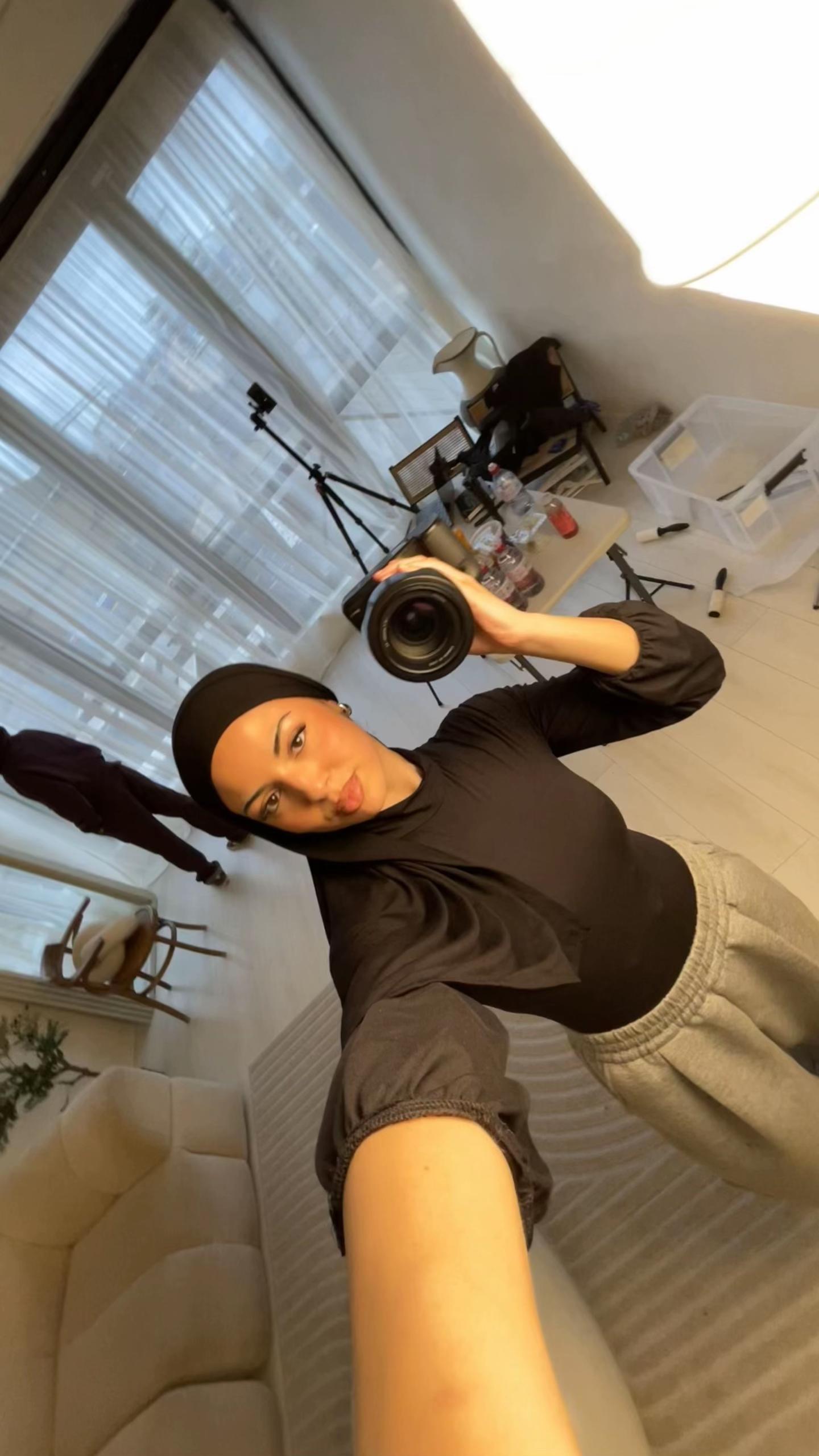 @ɪ