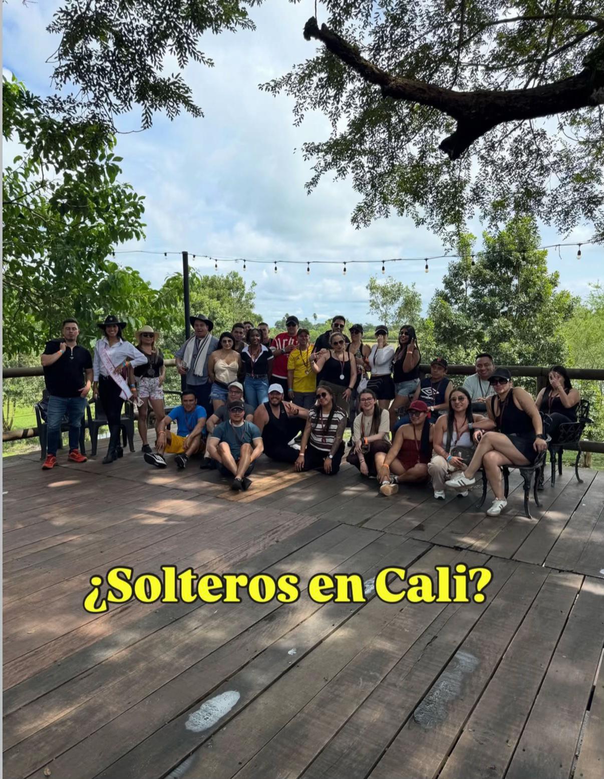 @Club solteros Colombia