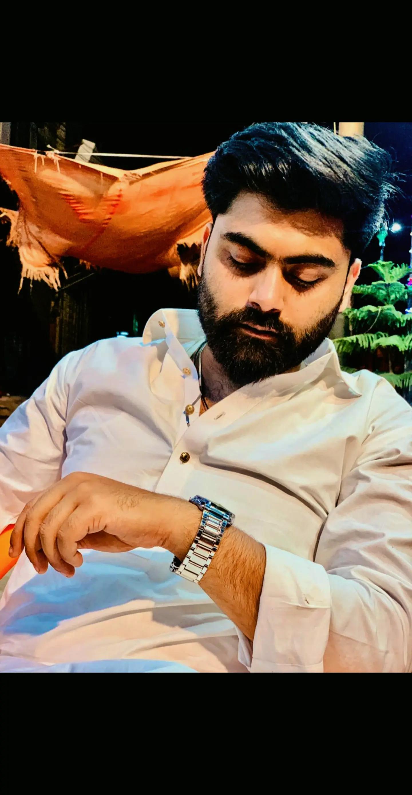@Jhanzaib Hussain ♡