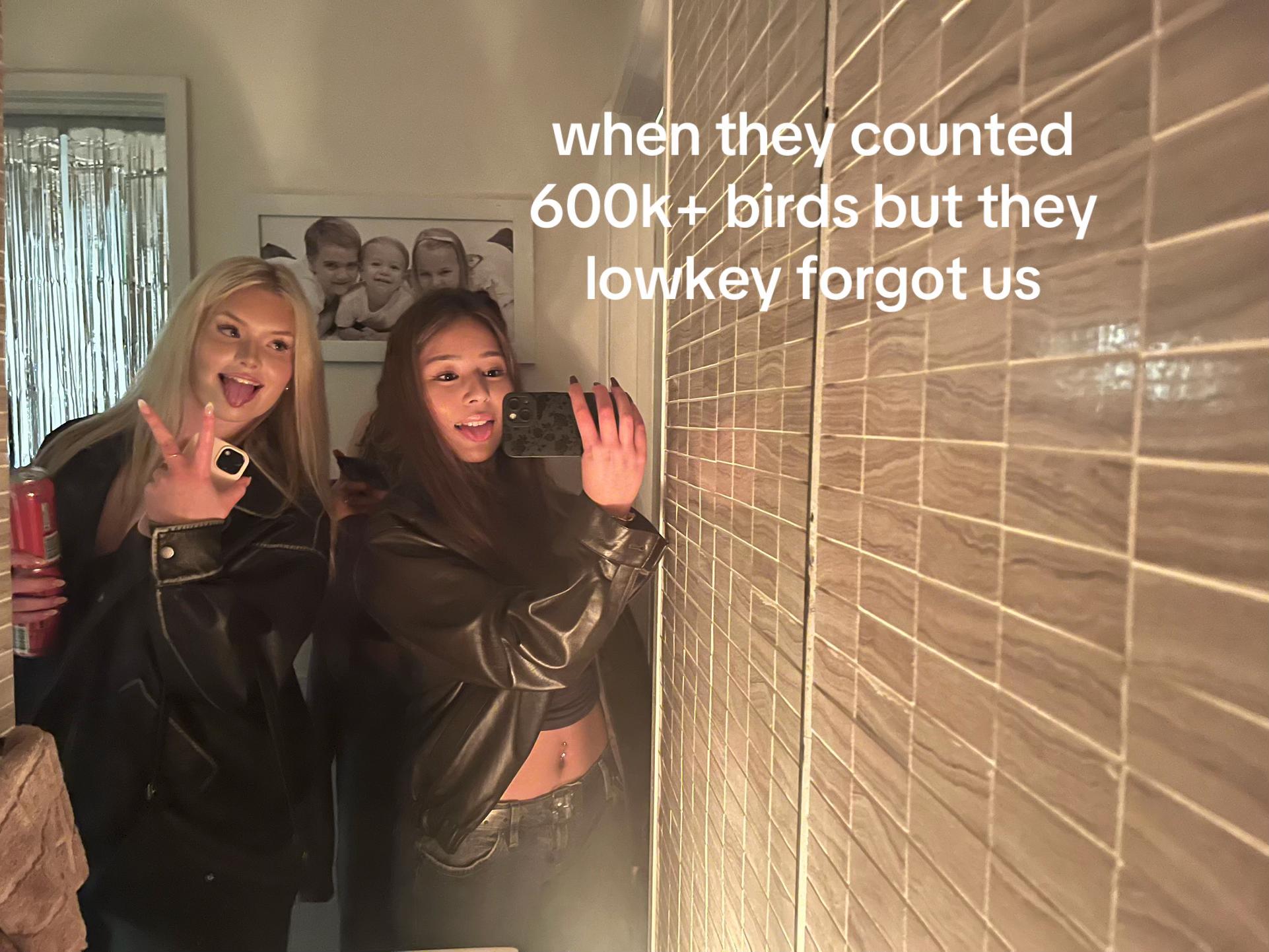@️