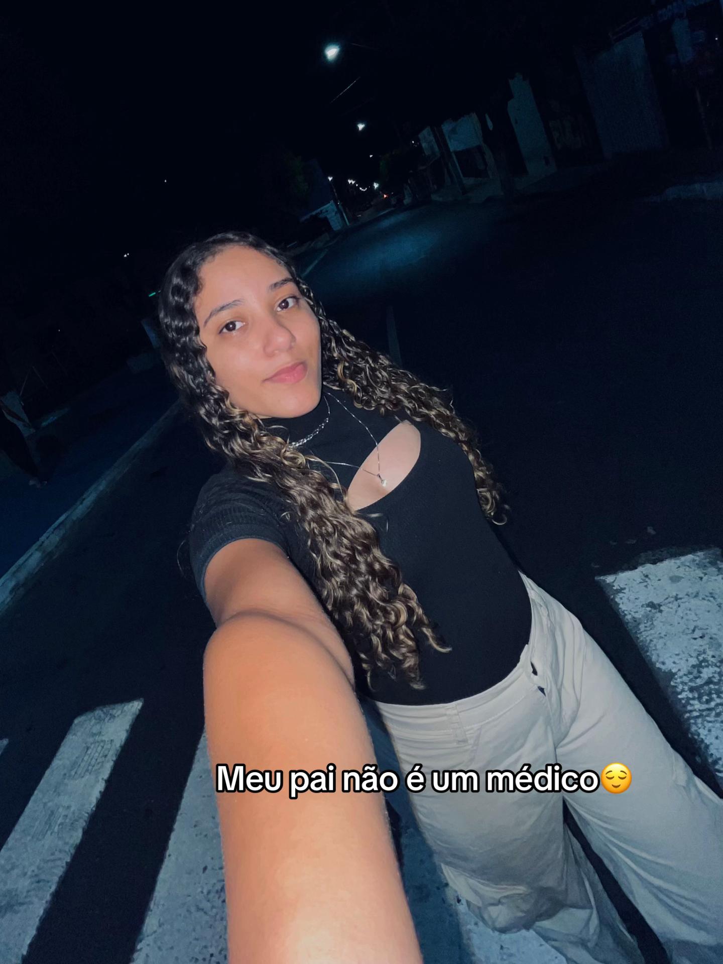 @Lorrany_76