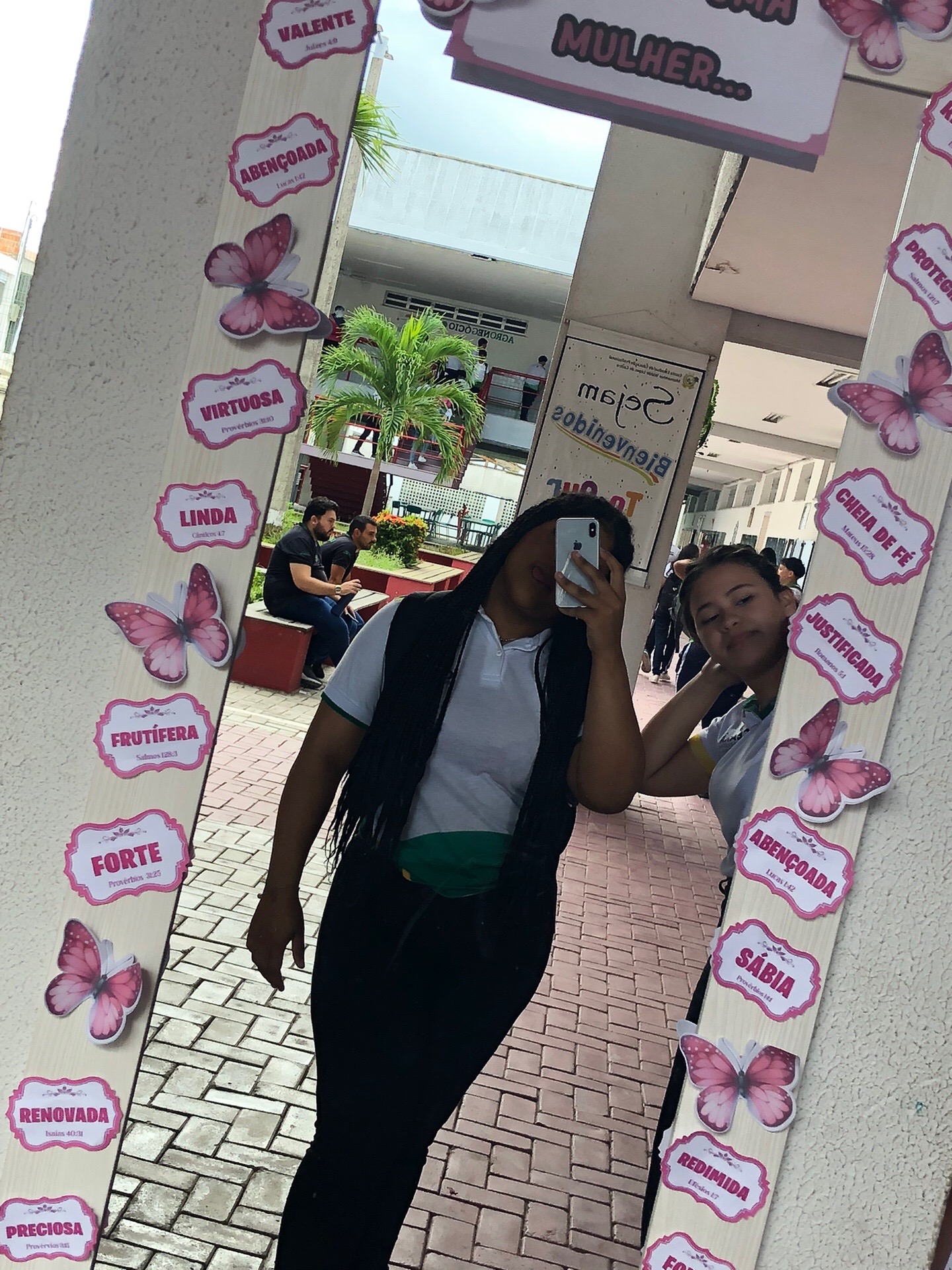 @off_lary~boahs😶🌫️