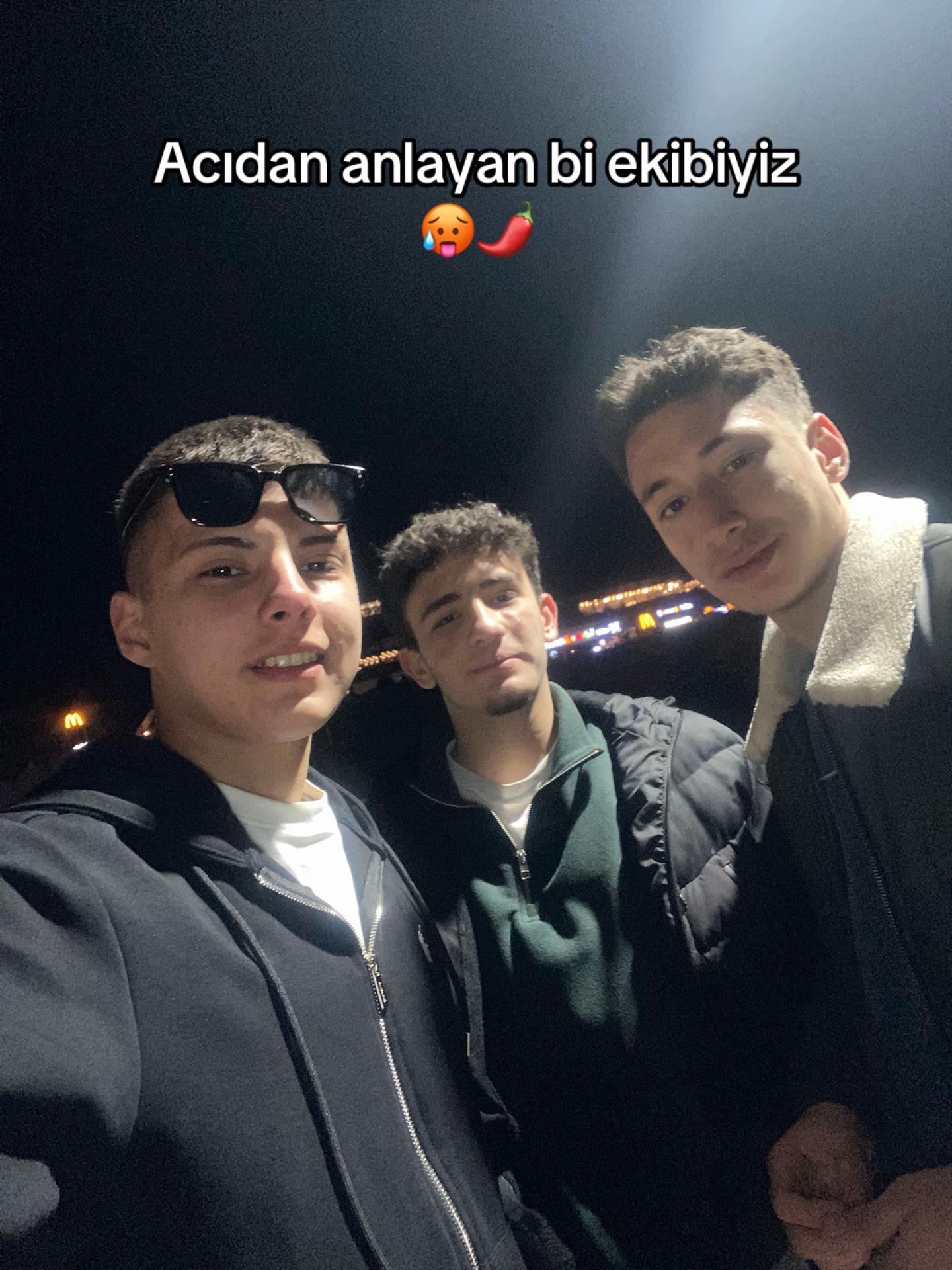 @T.E