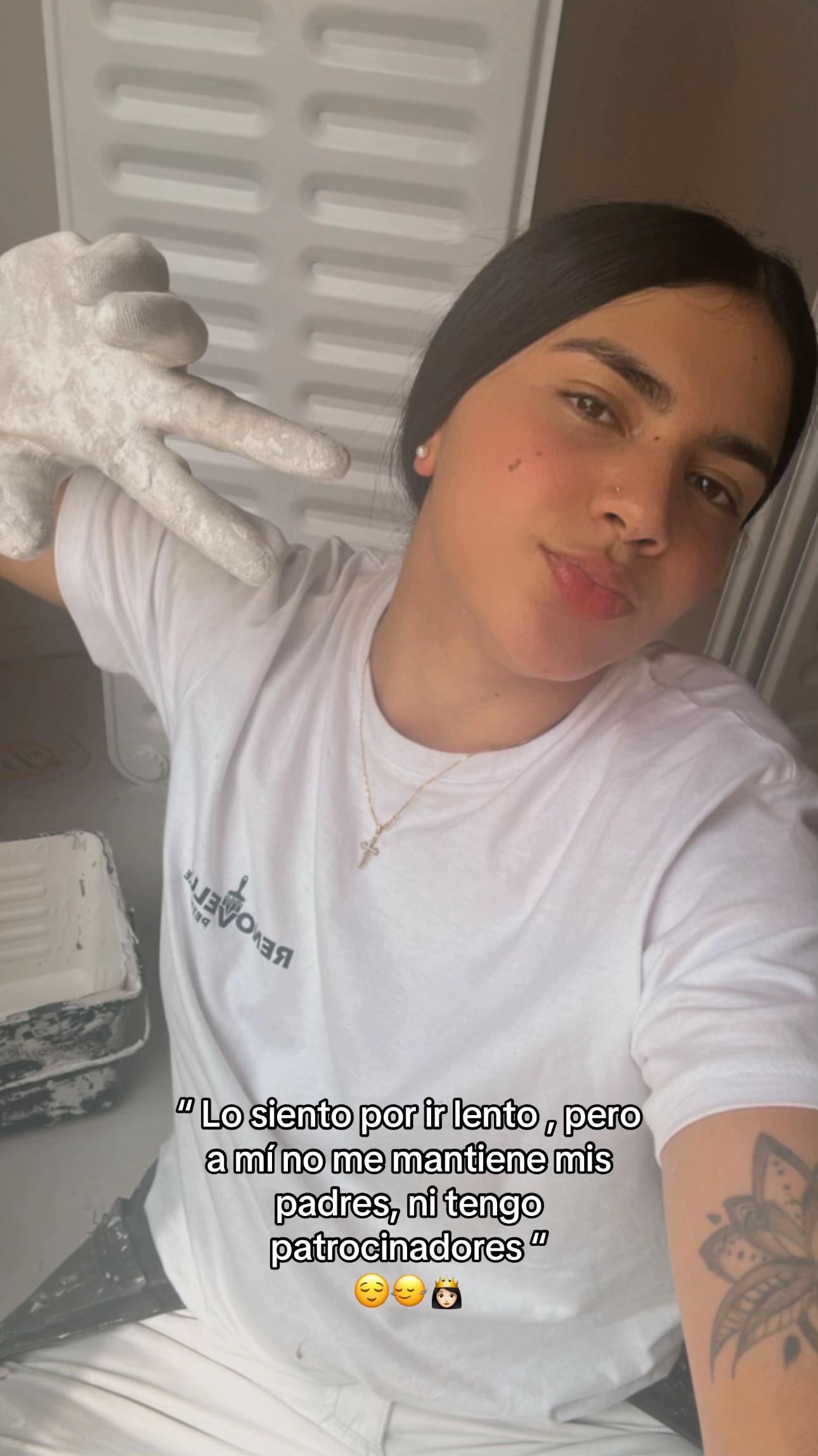@Angie Cruz 🍓