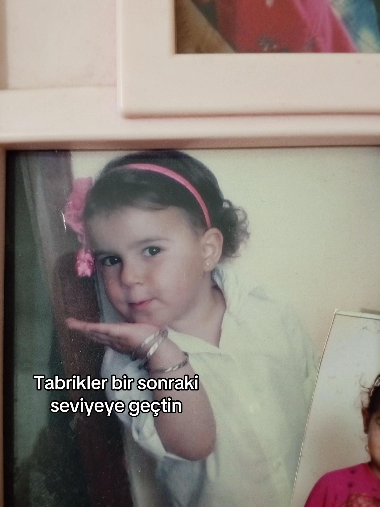 @azra