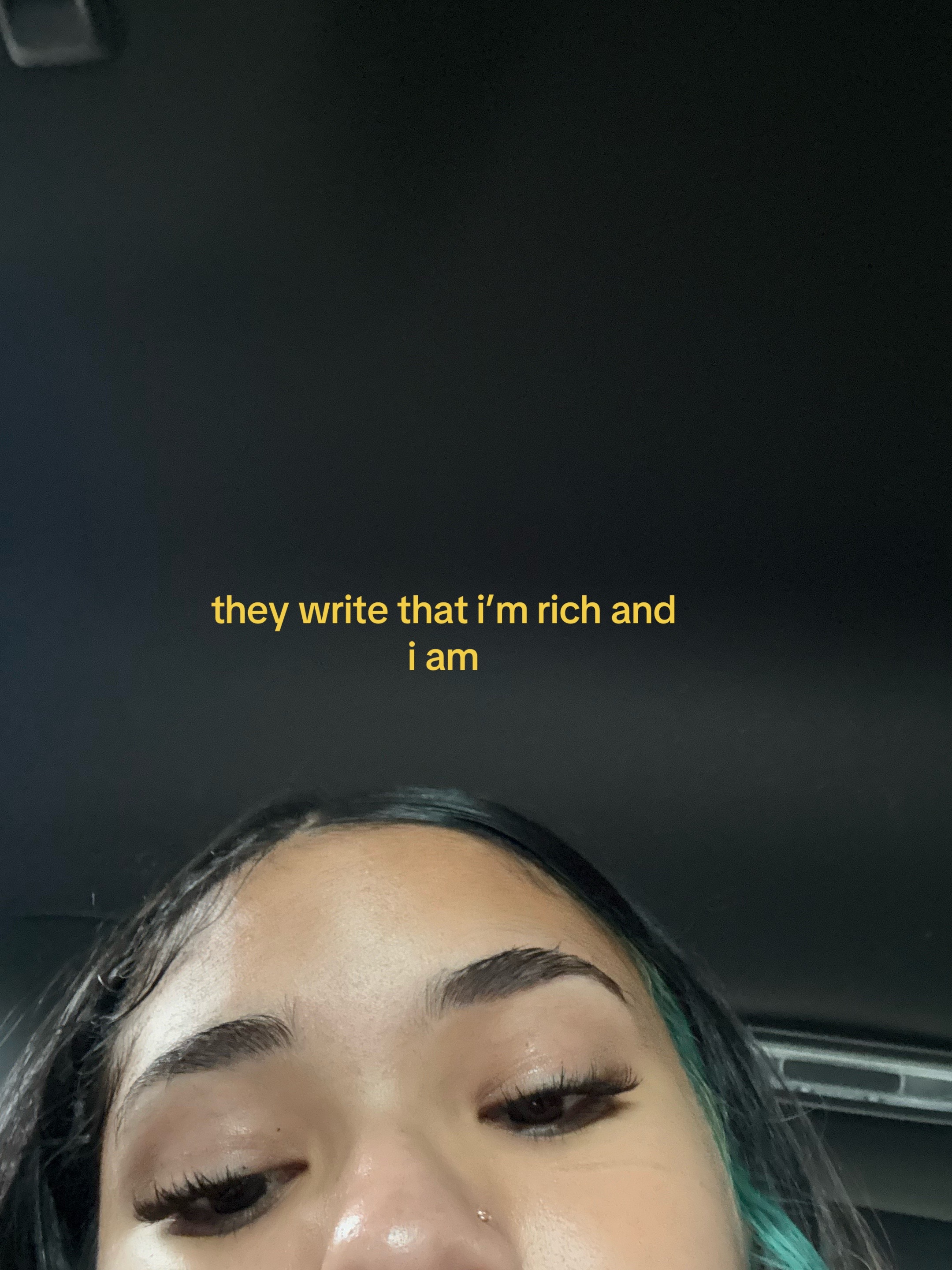 @ꨄ