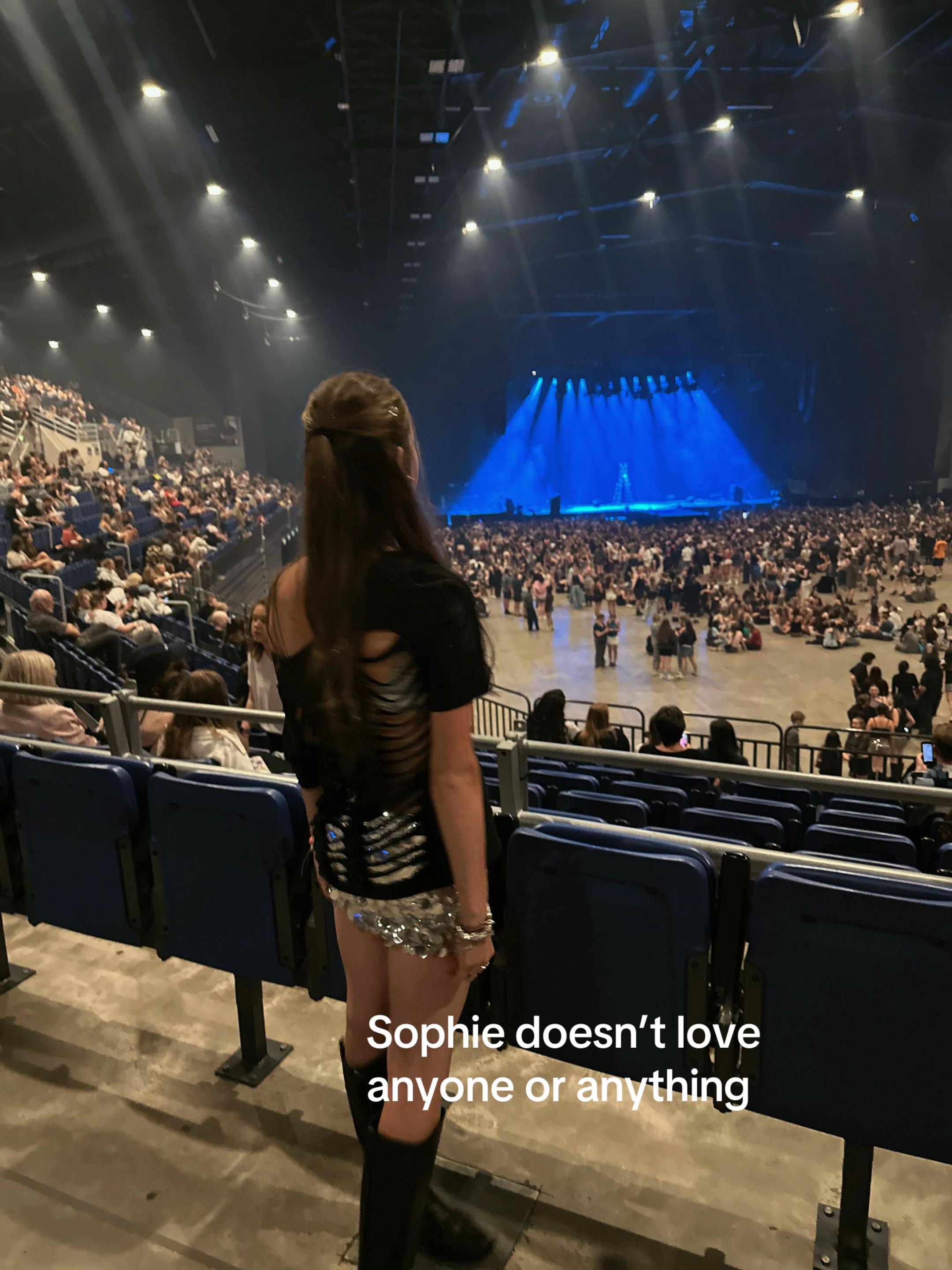 @🐒ophie