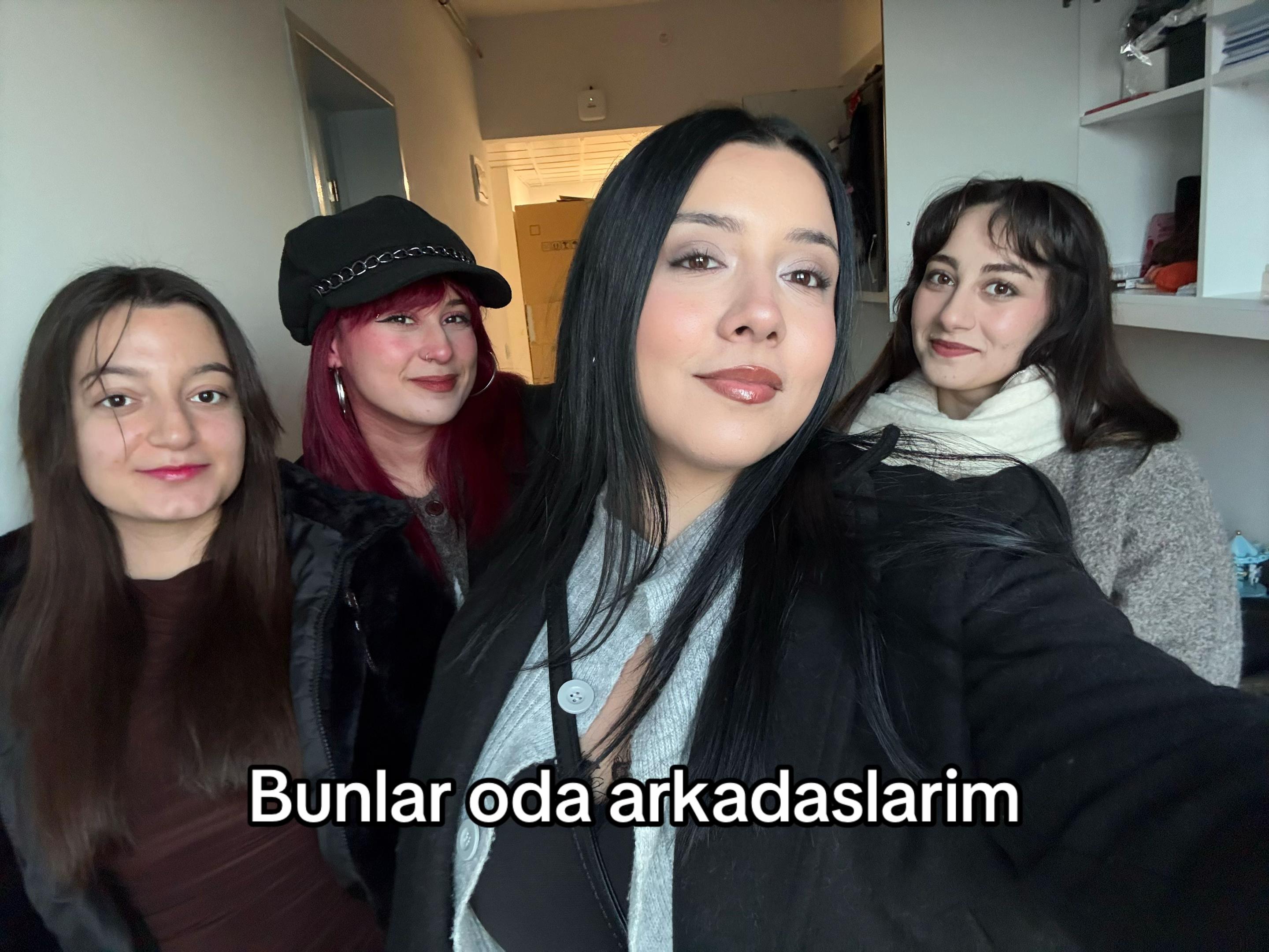 @Reyna
