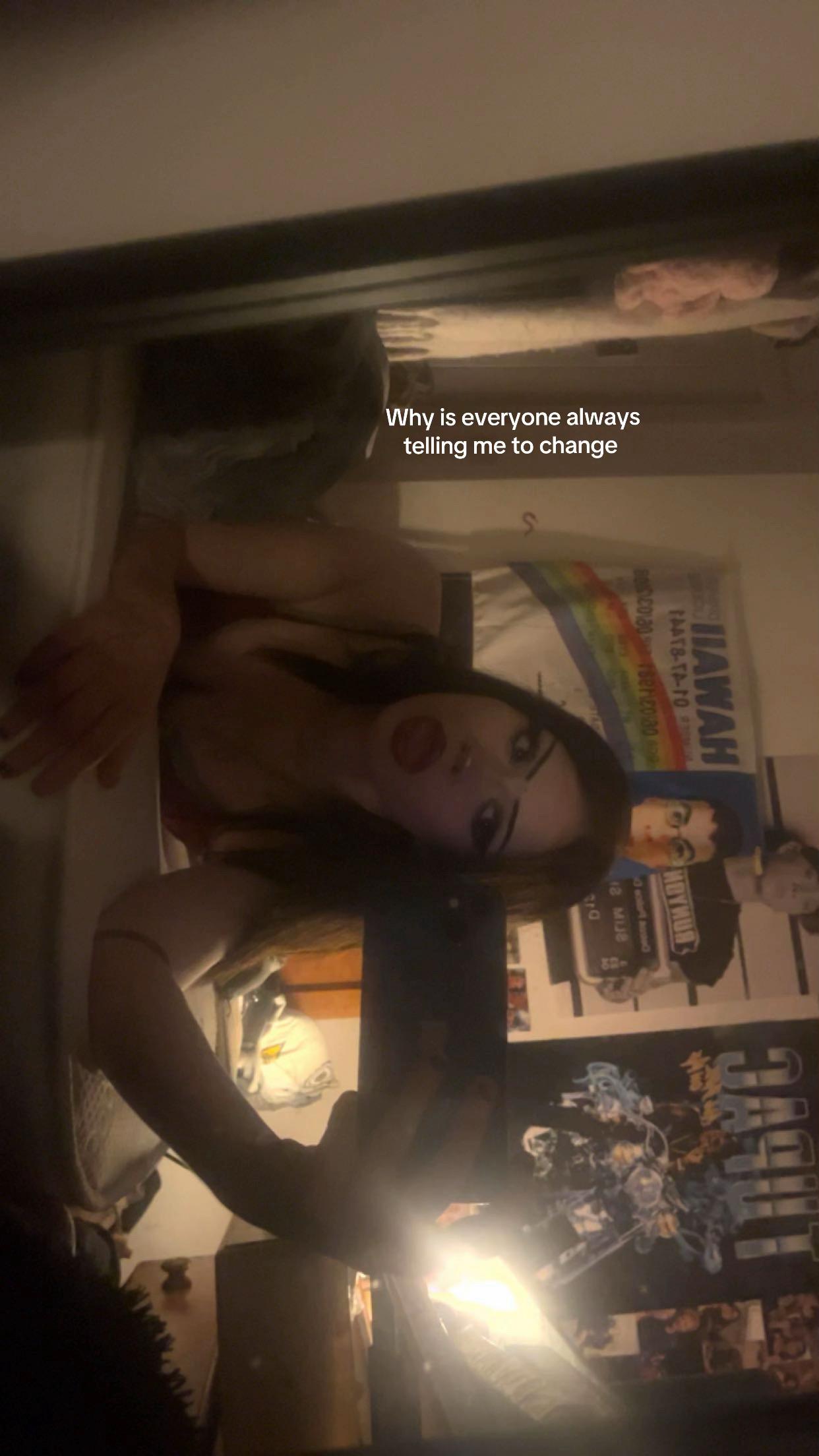 @Lowena