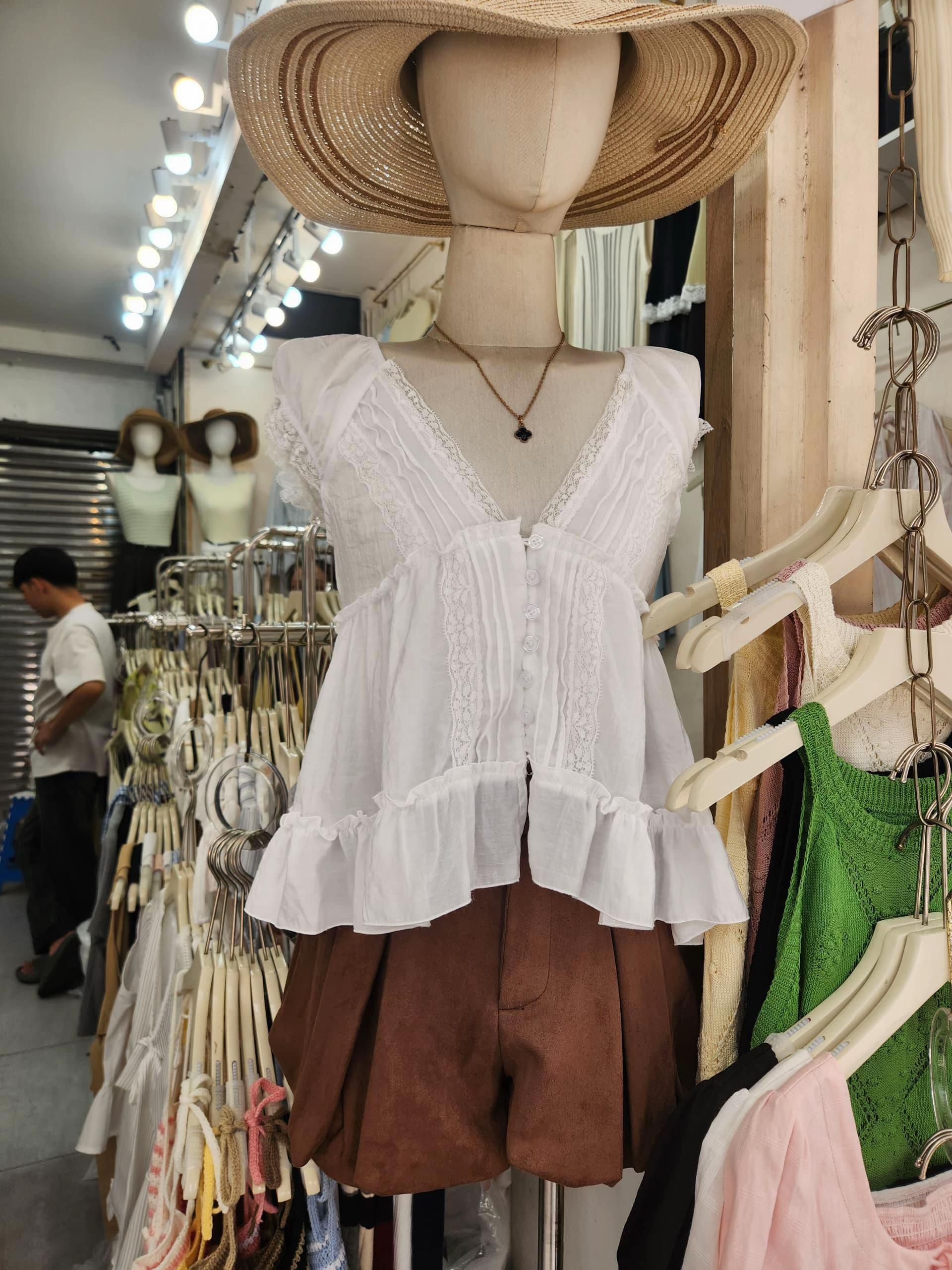@Yline Clothing