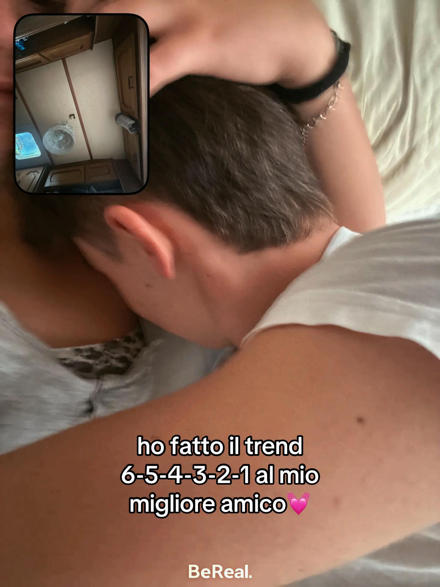 @🦋