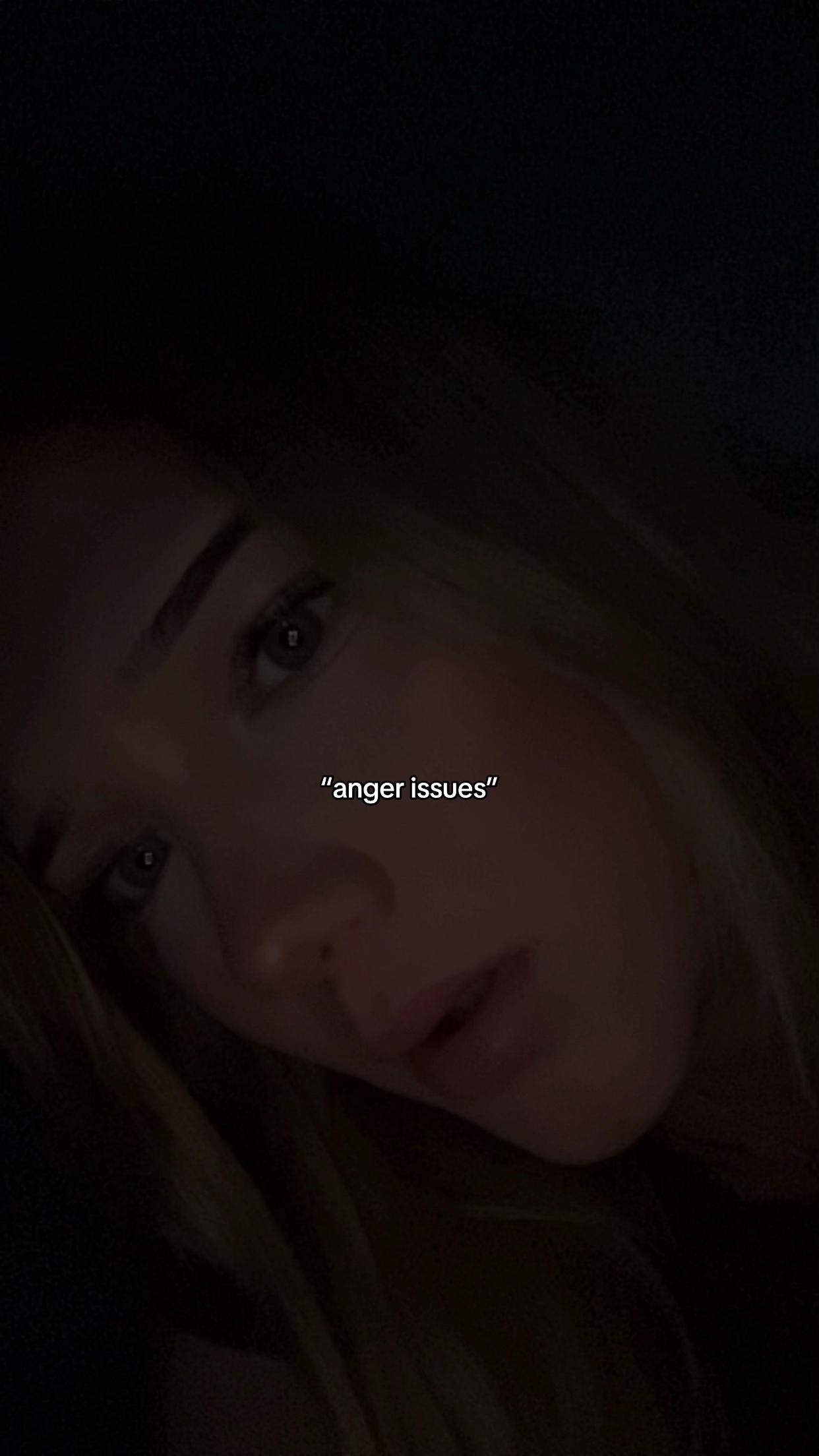 @🪡