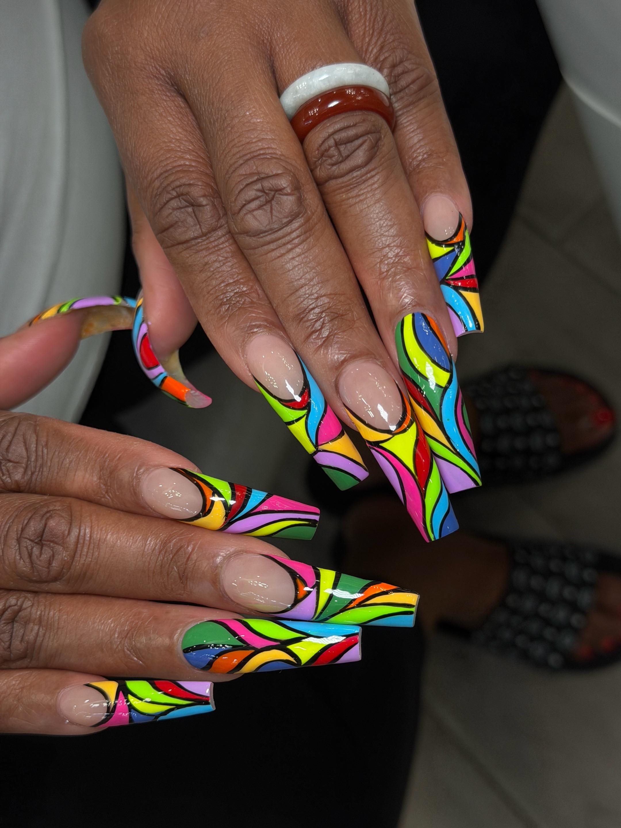 @NailswithTeena