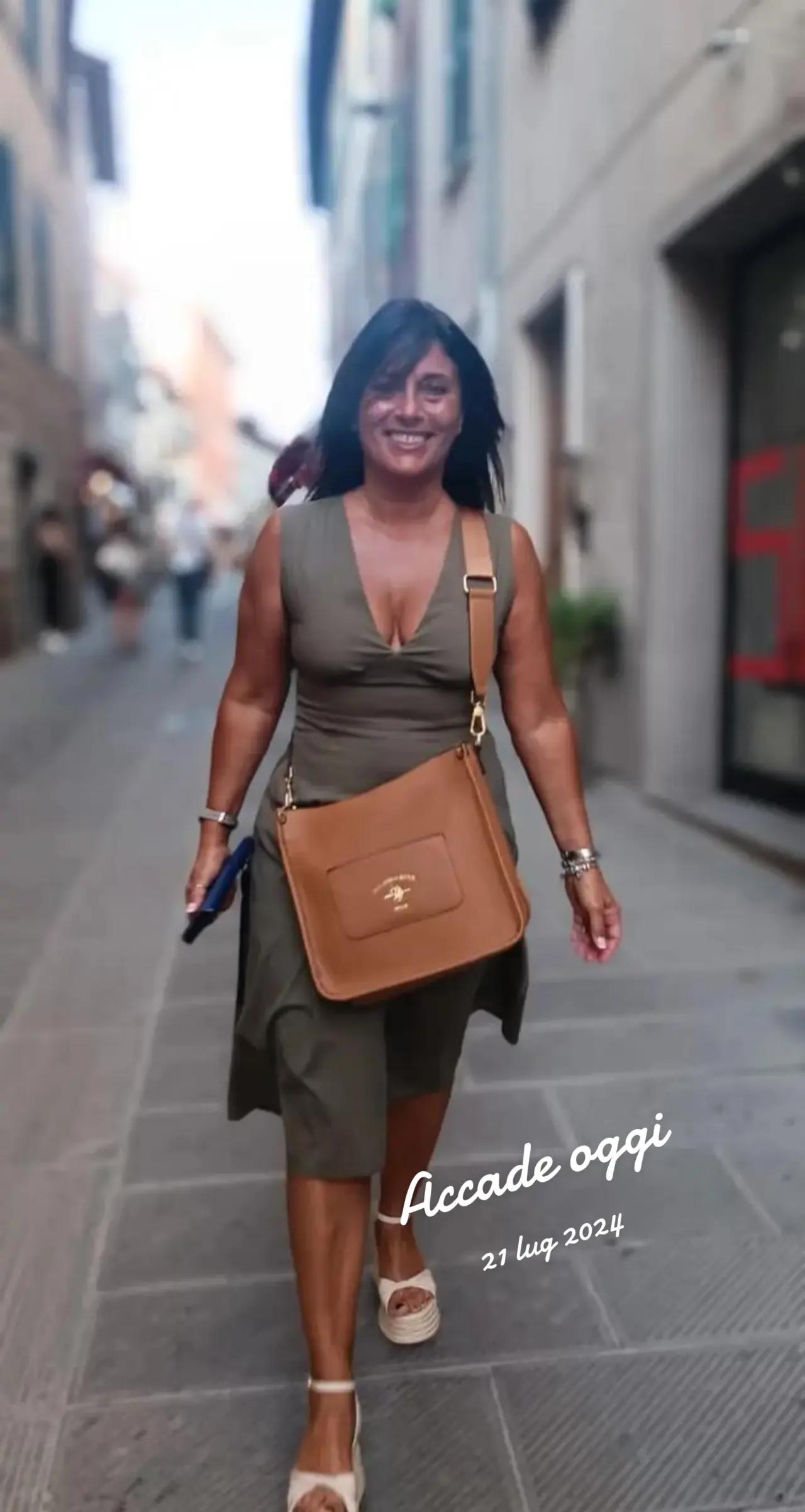 @Iza
