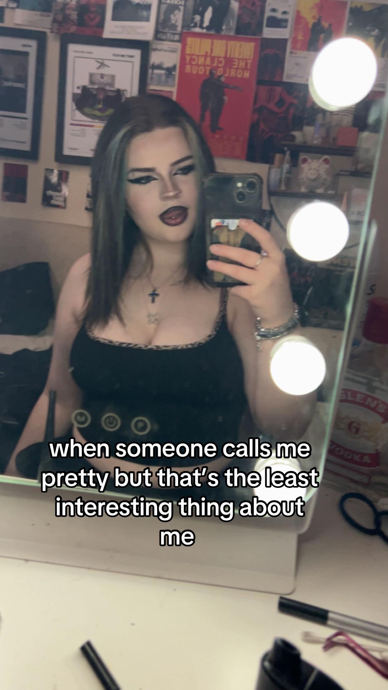 @lara ⊬