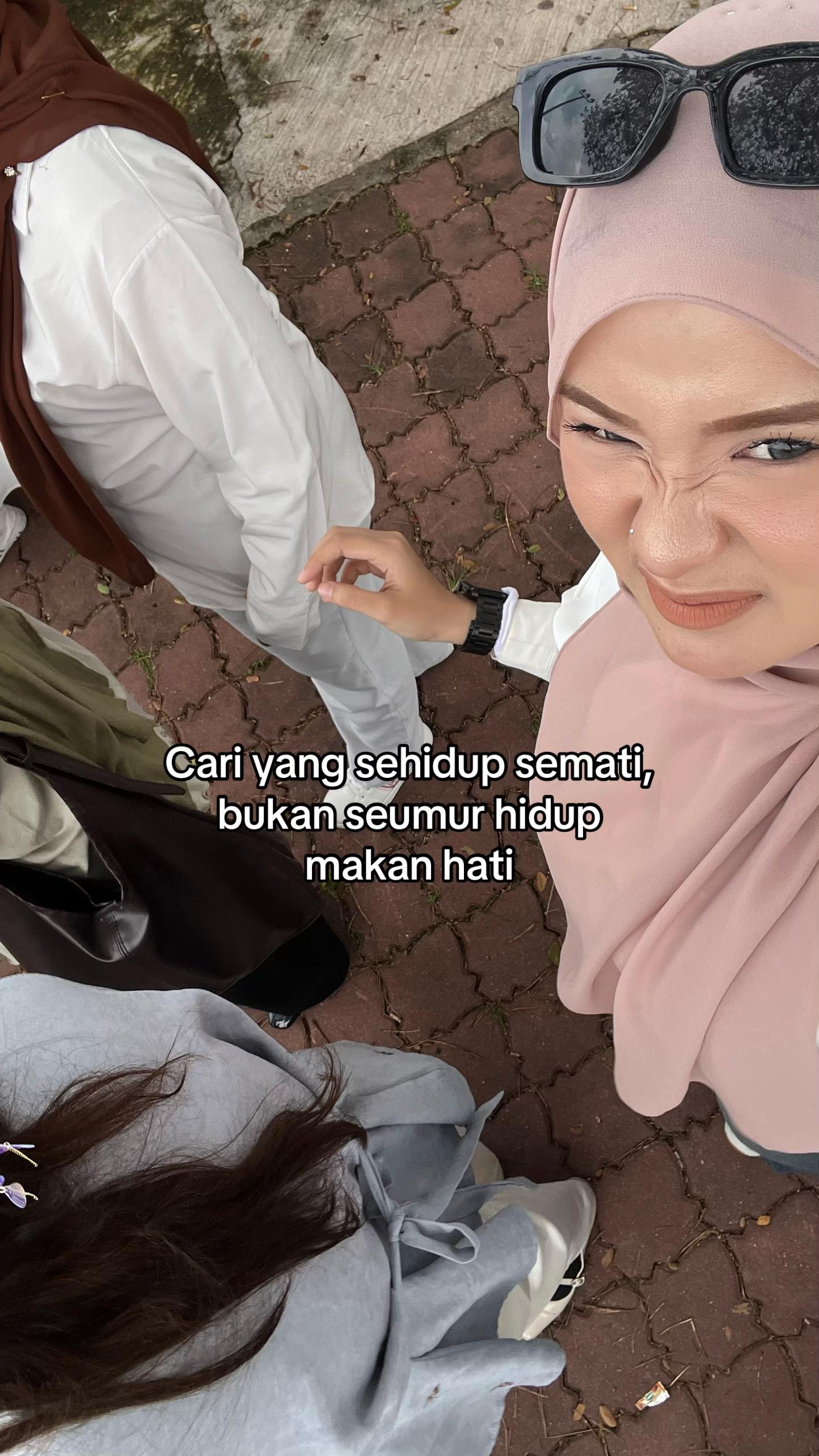 @𝐿𝑒𝑒 𝒥𝒶𝑒 𝐼.