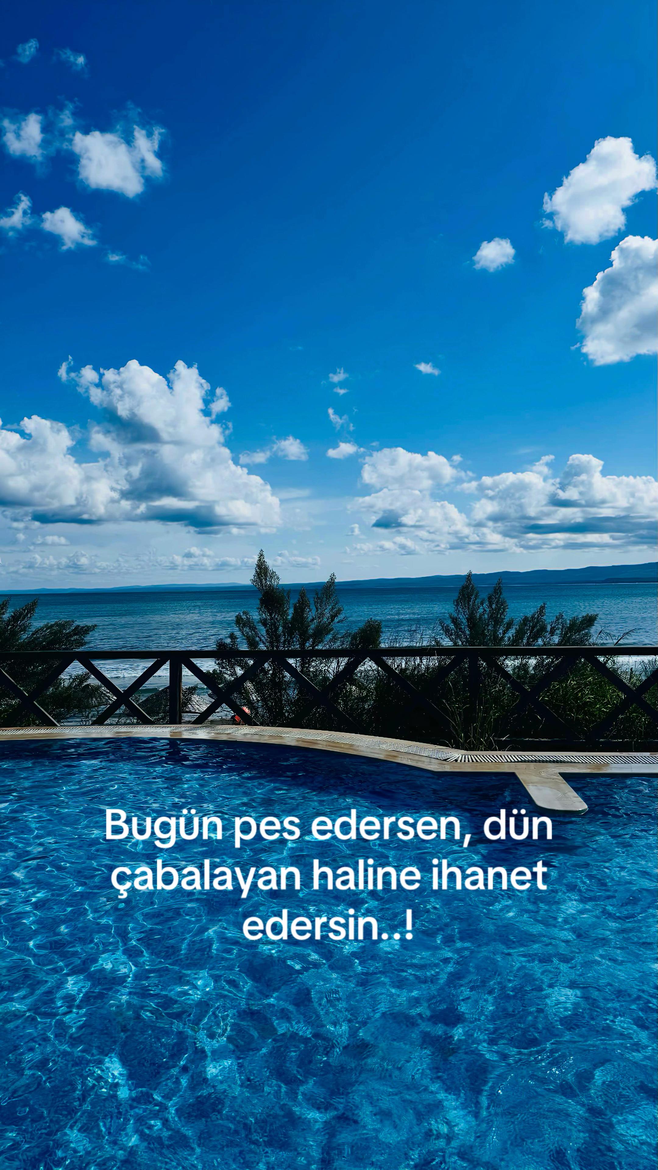 @manolialyrics