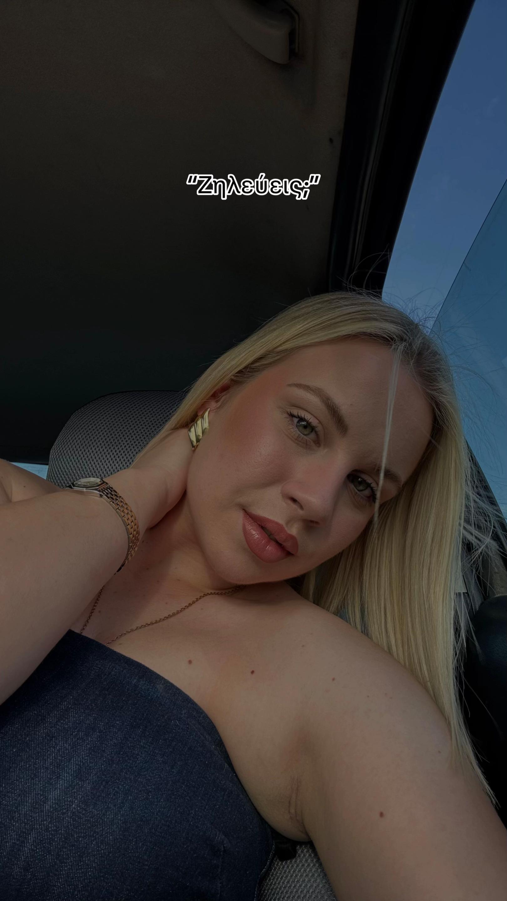 @_xrysoula_