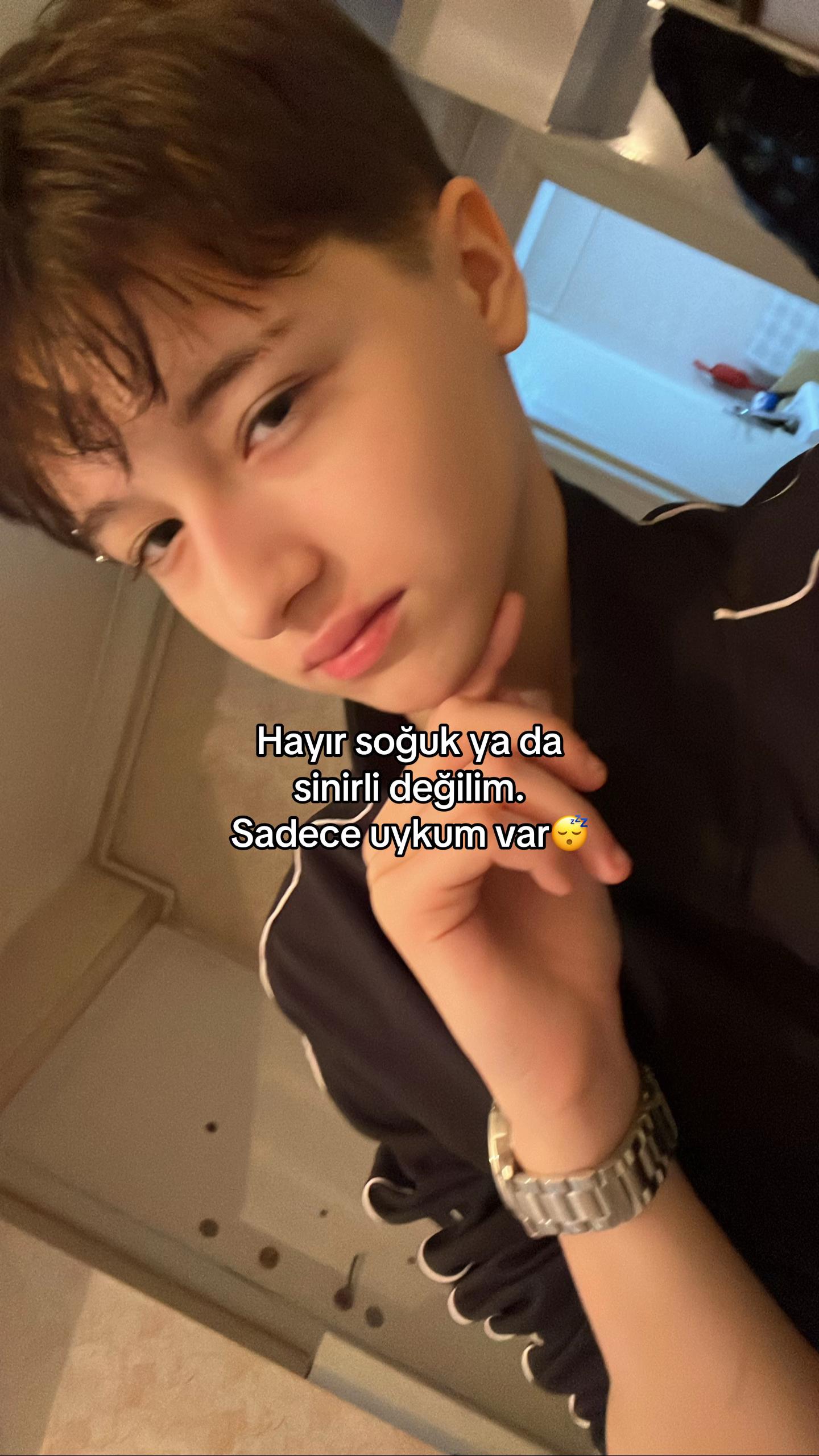 @21 ✶