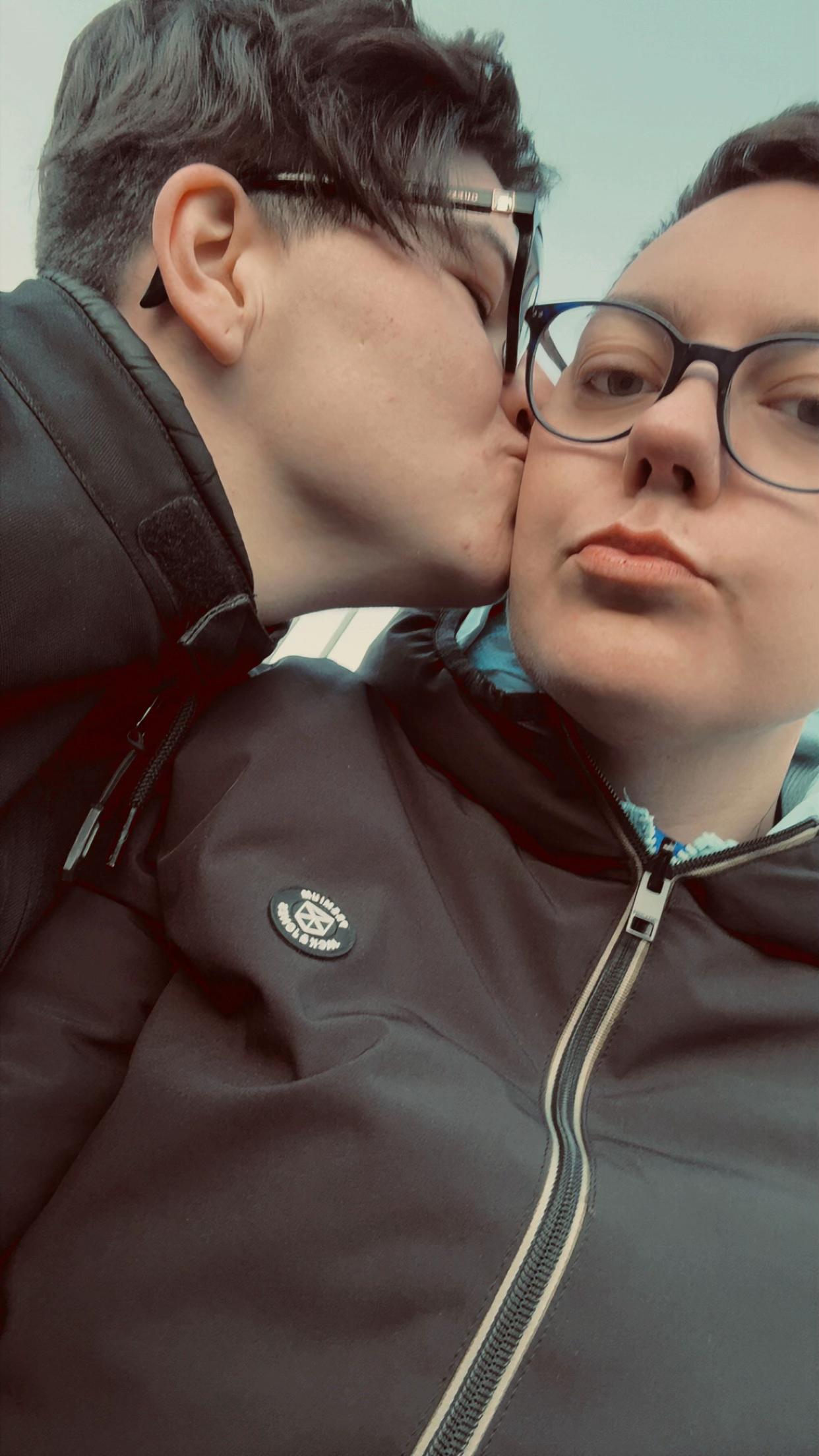 @Auremalo❤️💍🏳️🌈🏳️🌈