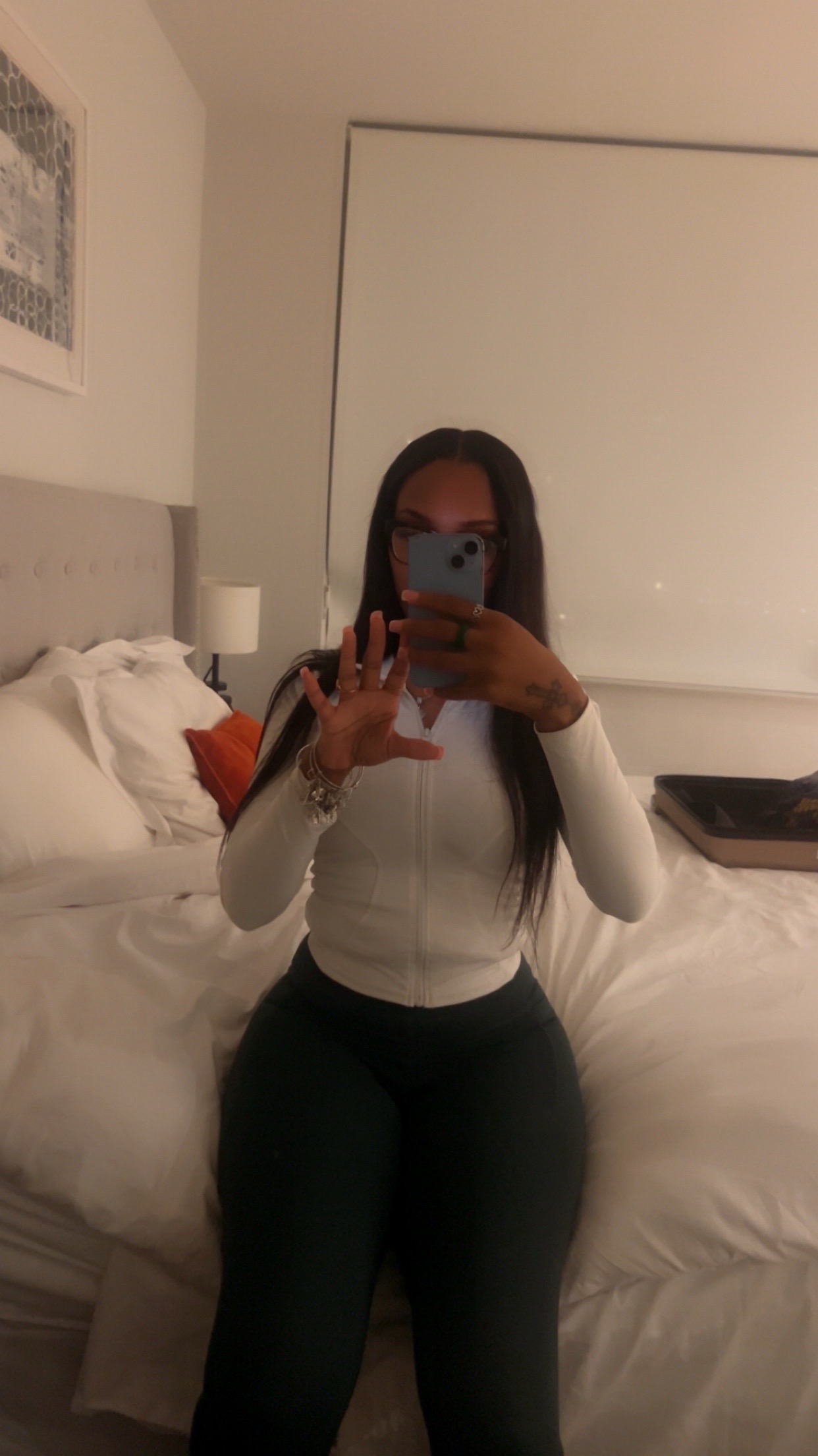 @JaysWorlddd