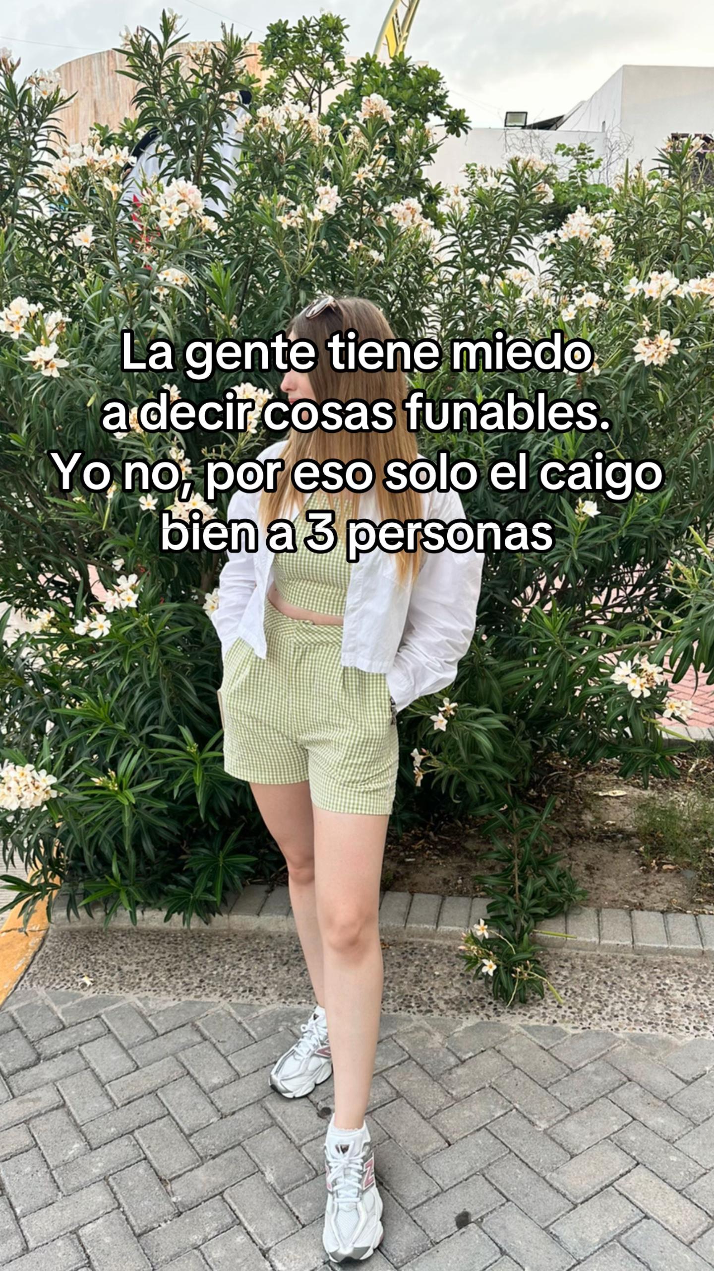 @Andrea Caiz