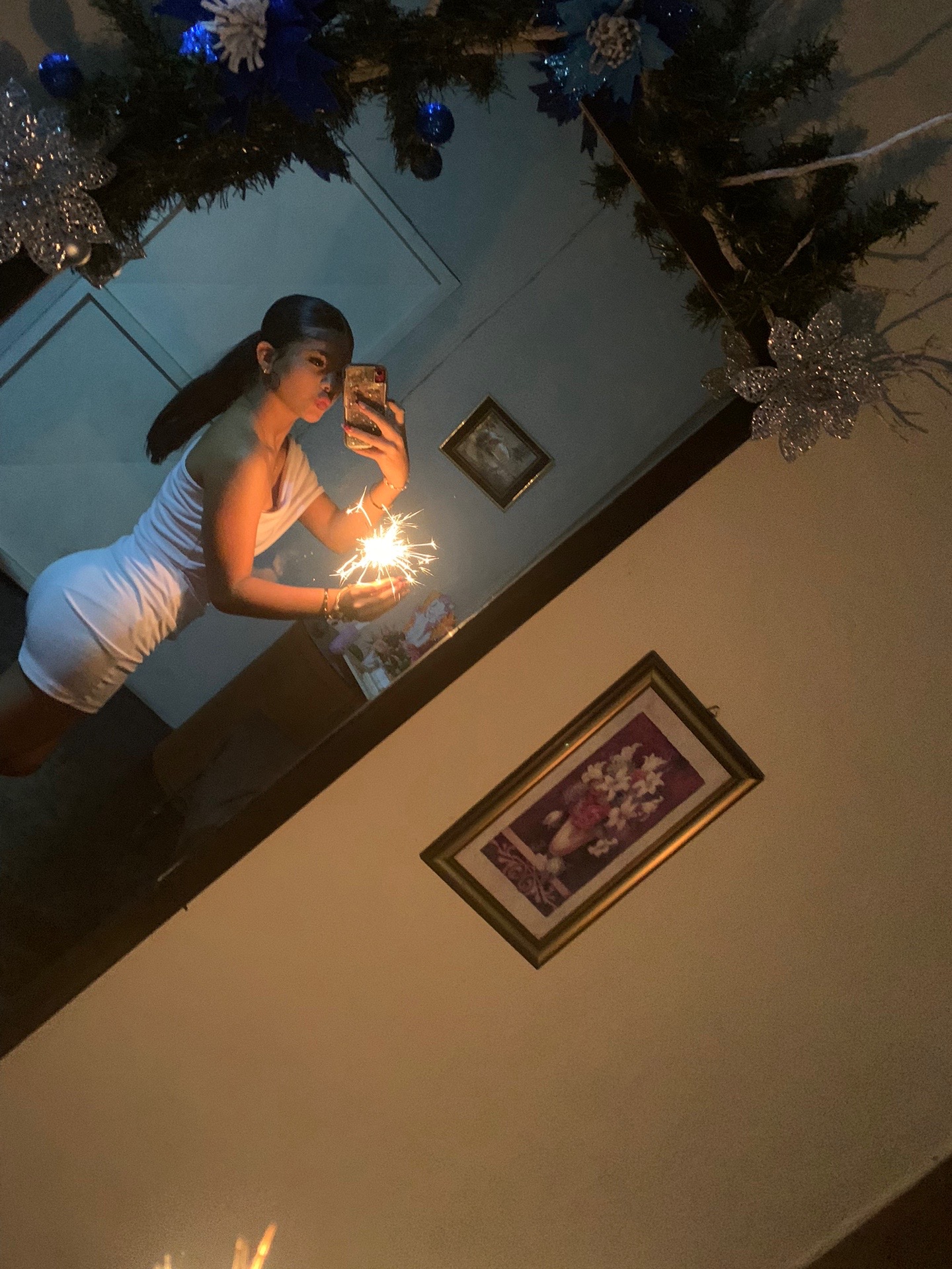 @👻
