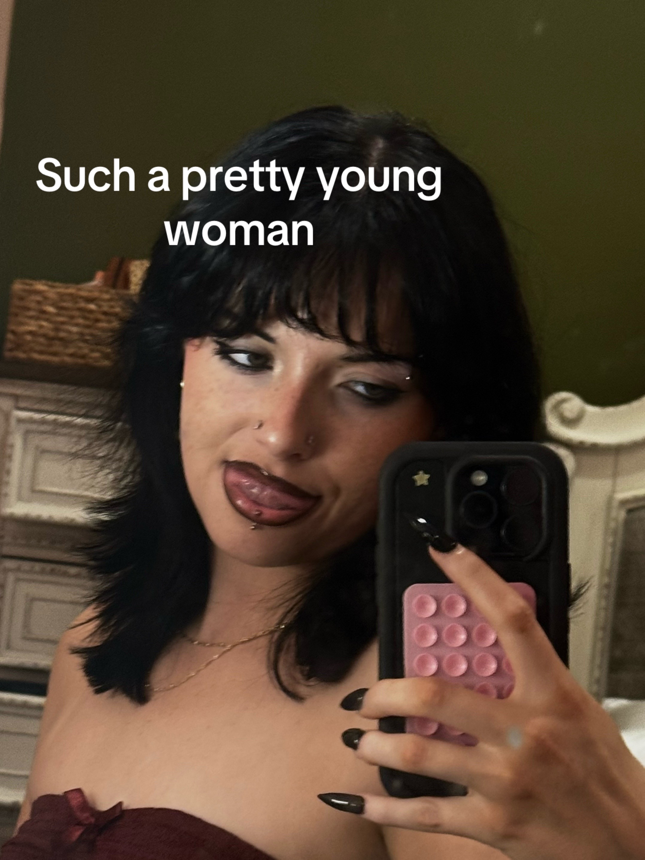 @Pixie Caroline