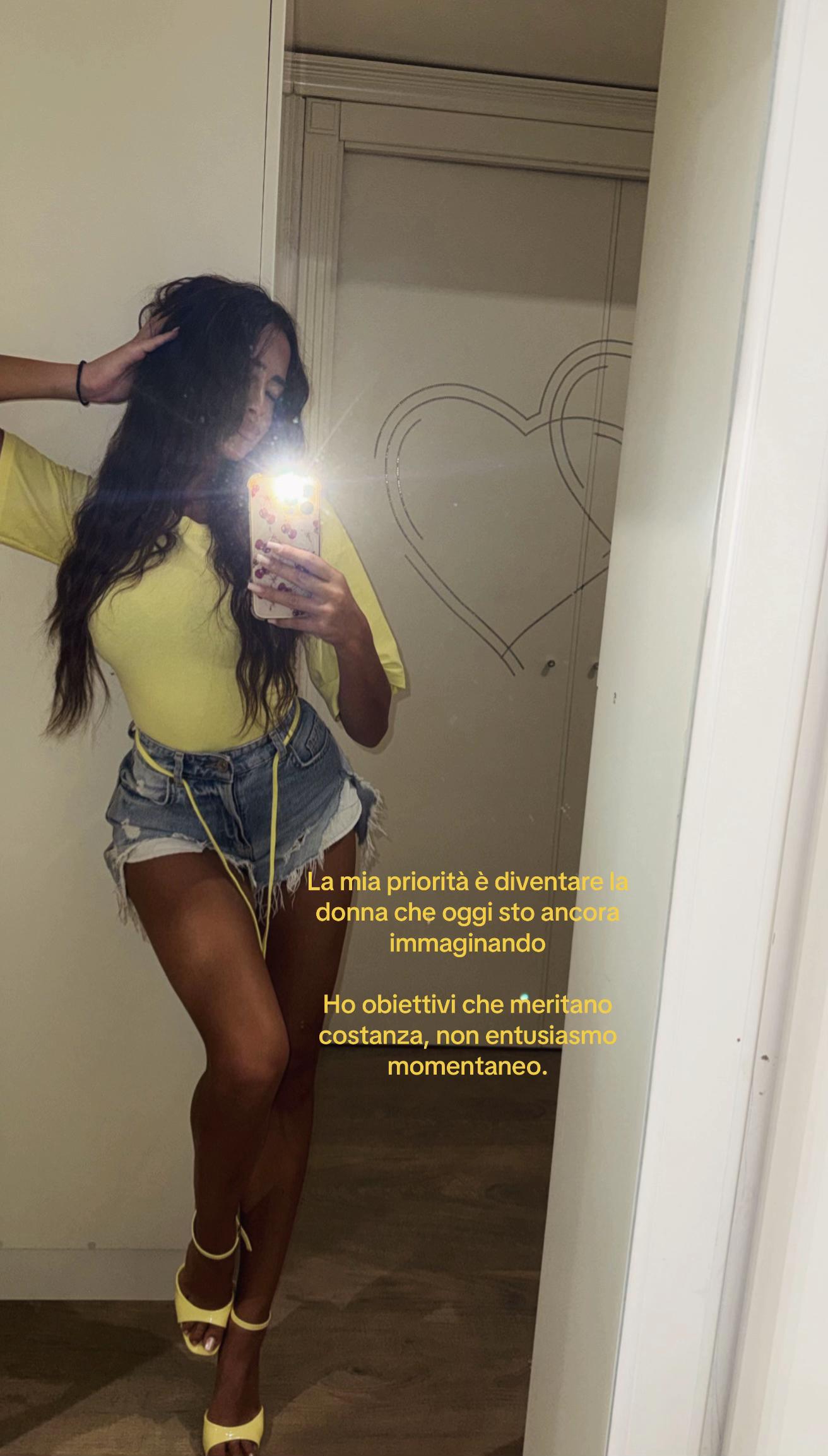 @SONIA RUSSO