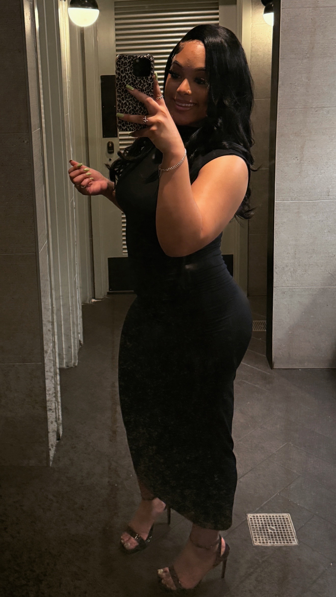 @lovelyjadore