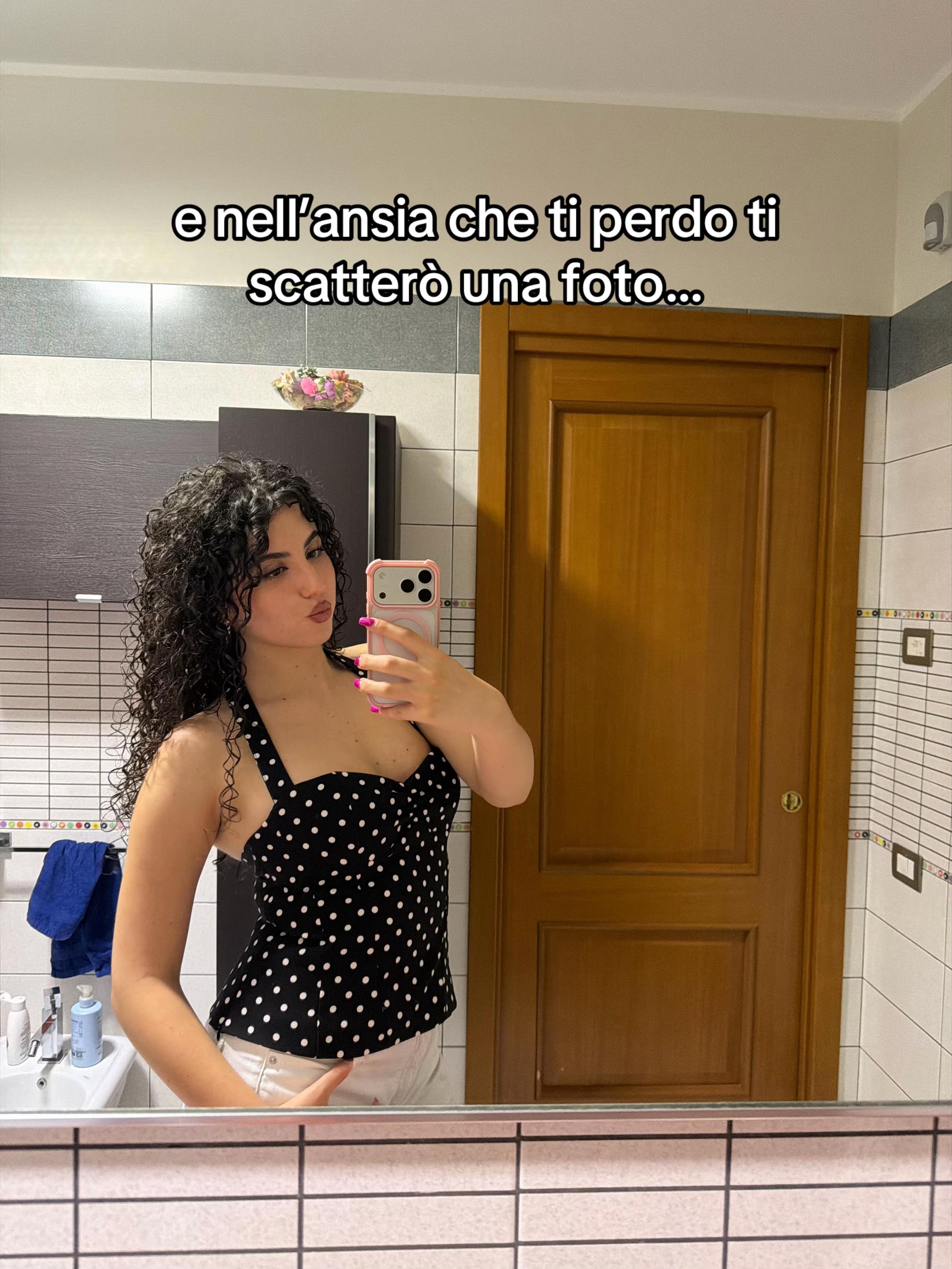 @martina_