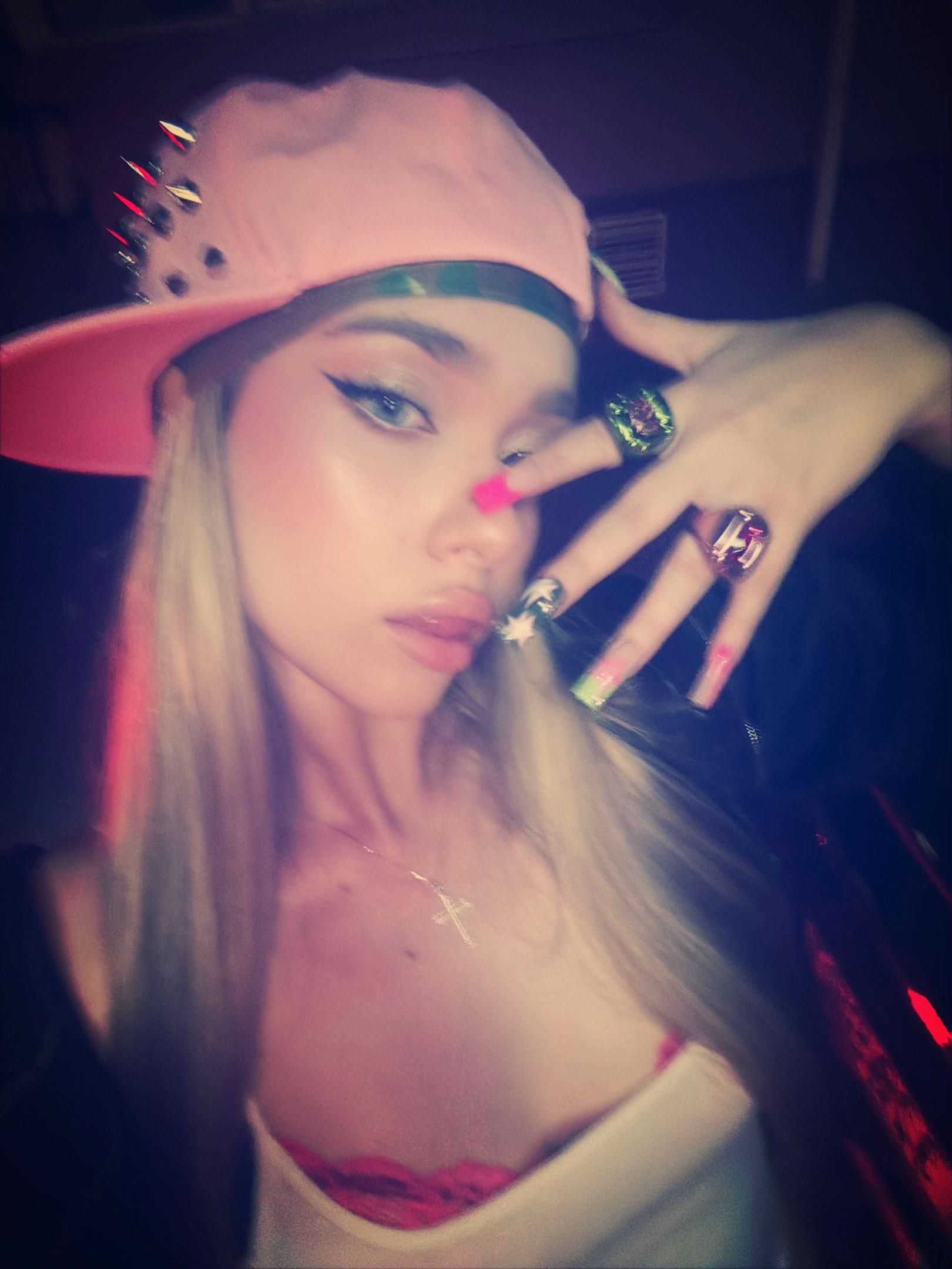 @BlondieBaby