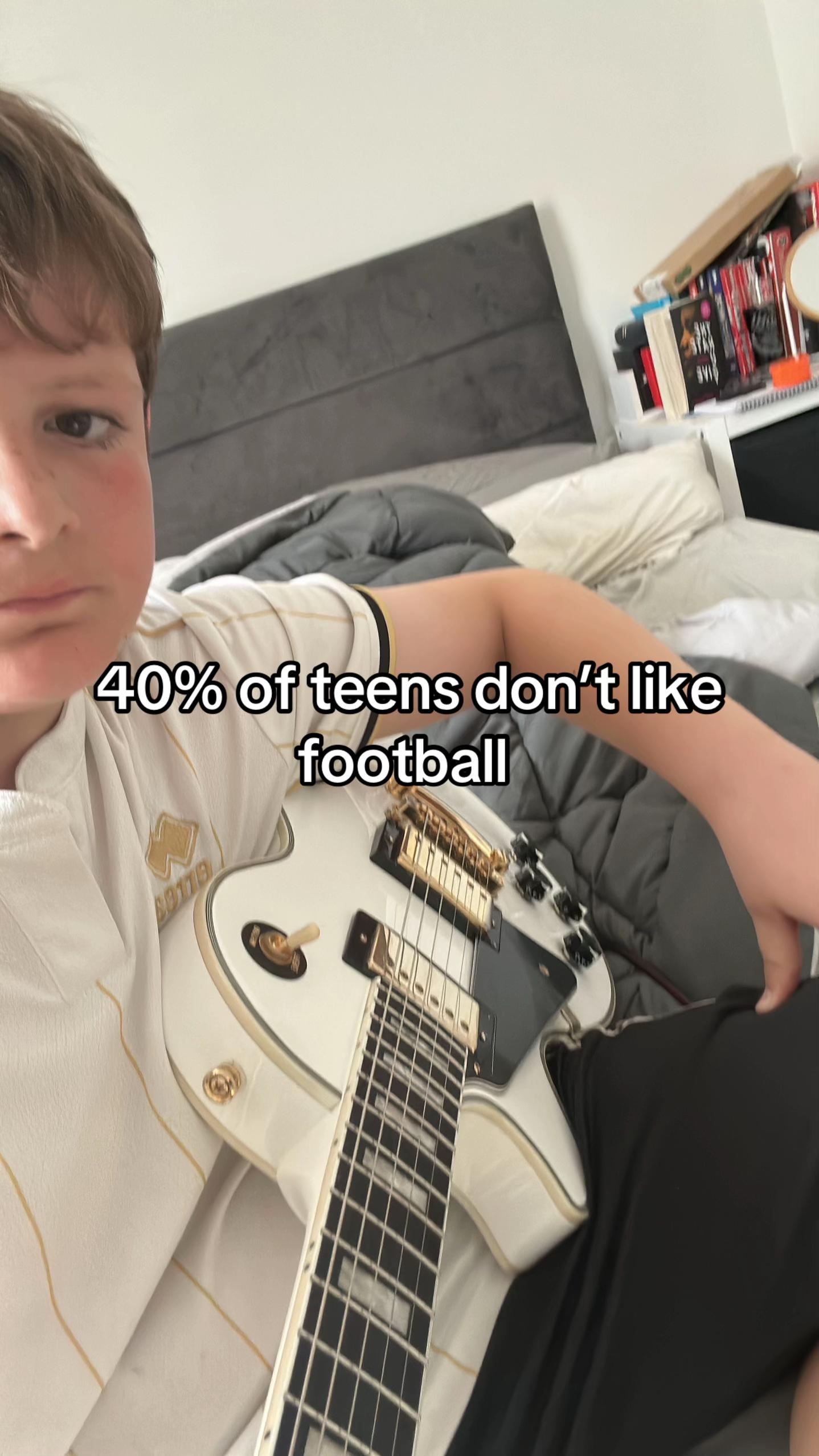@Oliver🔴⚪️⚔️🐊🍋🎸