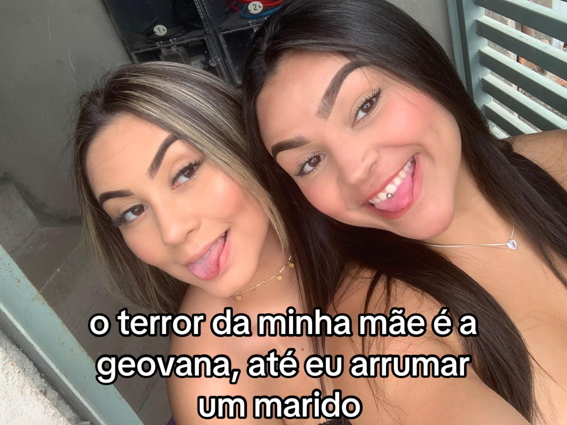 @Julya Souza