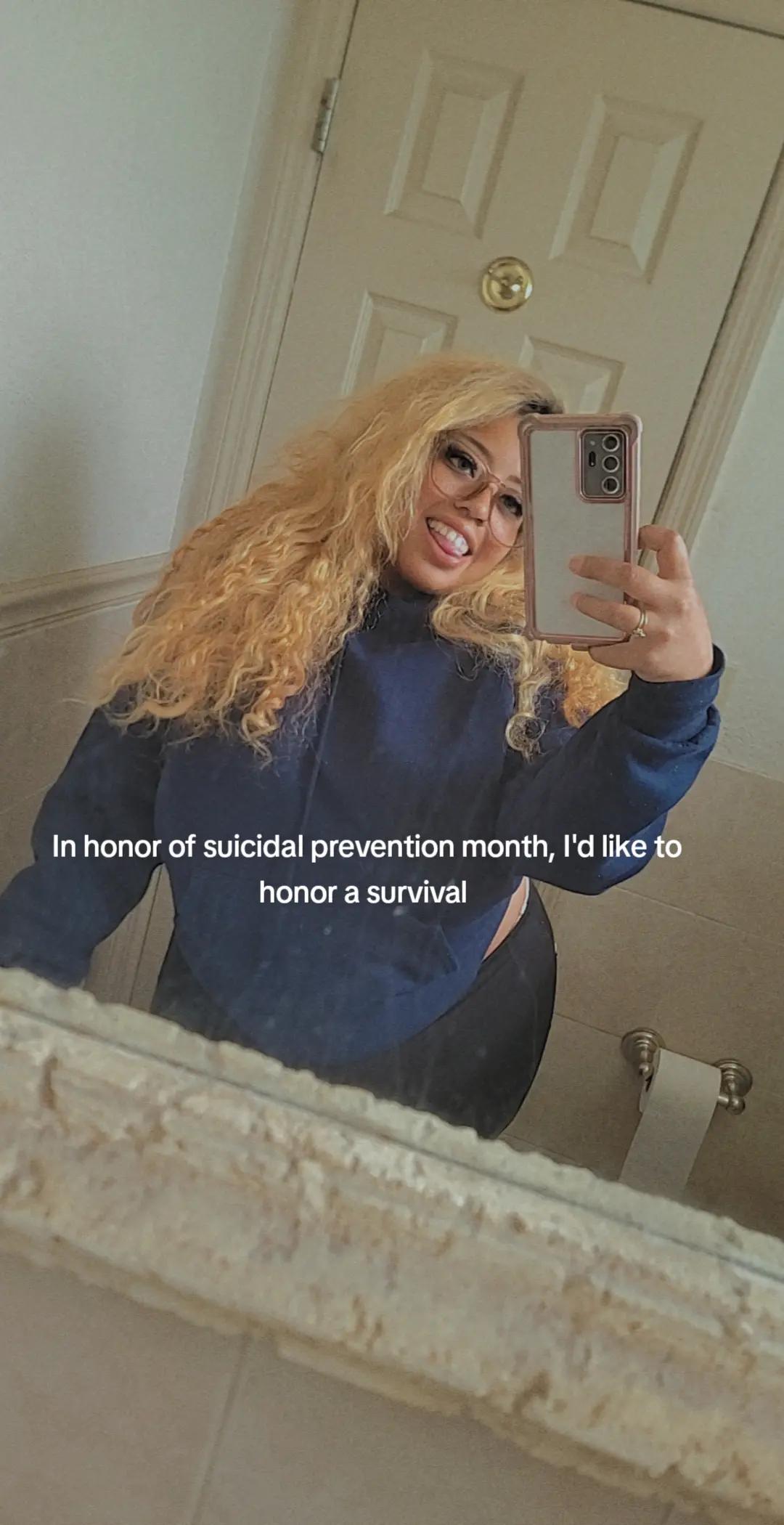@Honeydoee