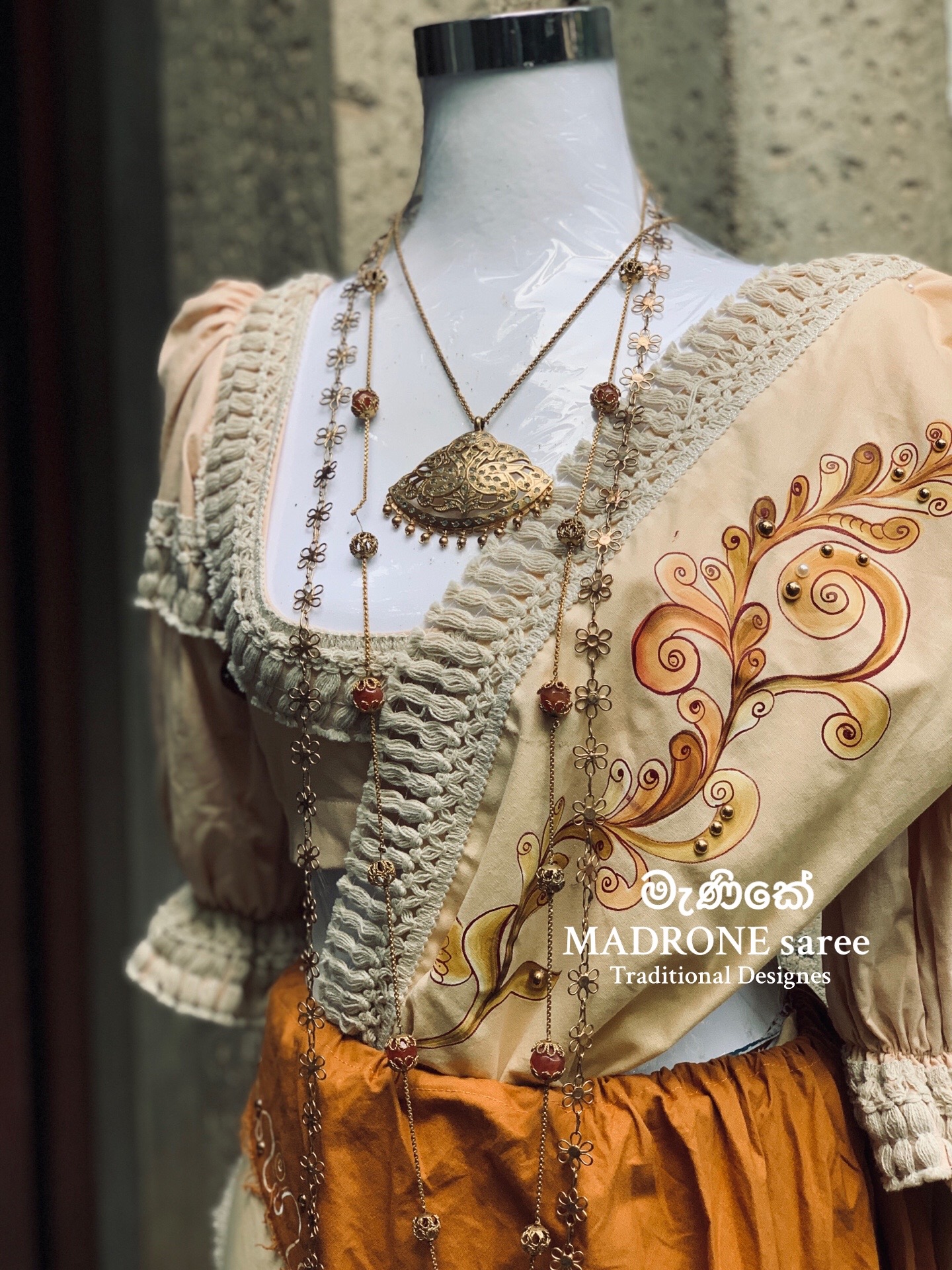 @MADRONE saree