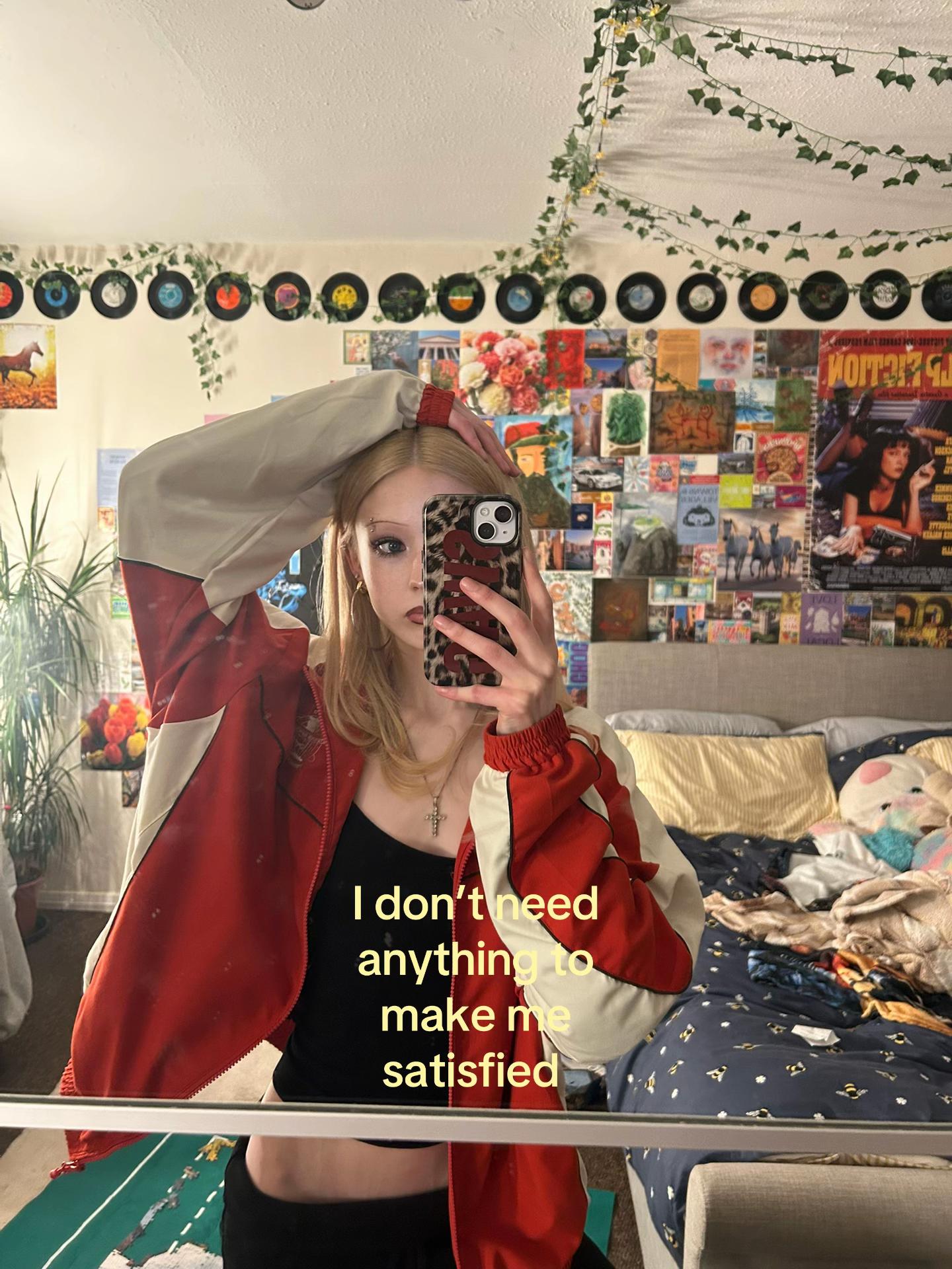 @✮