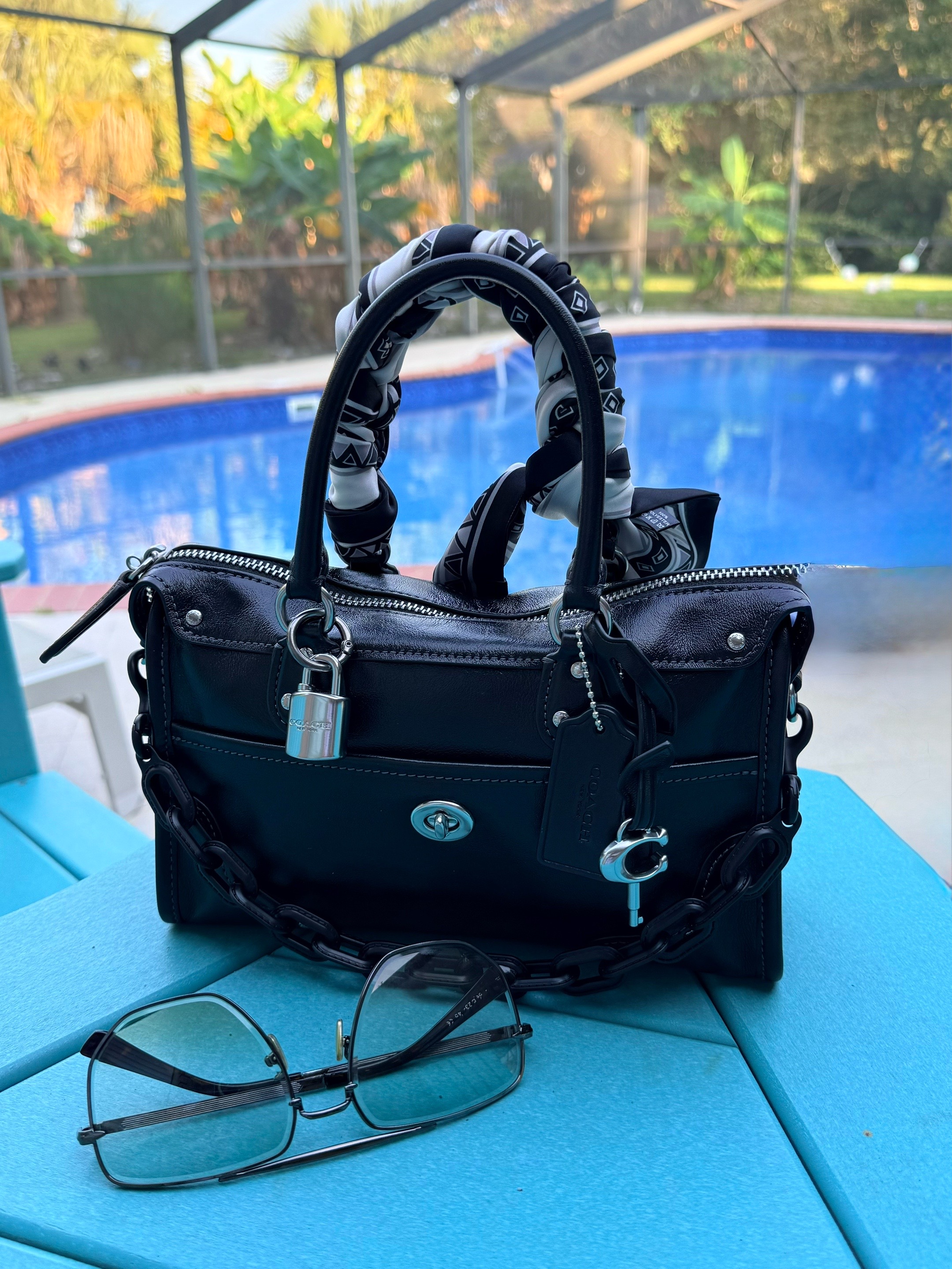 @👜📚ᥫ᭡ ᗰᗩᖇᑕI ᥫ᭡📚👜