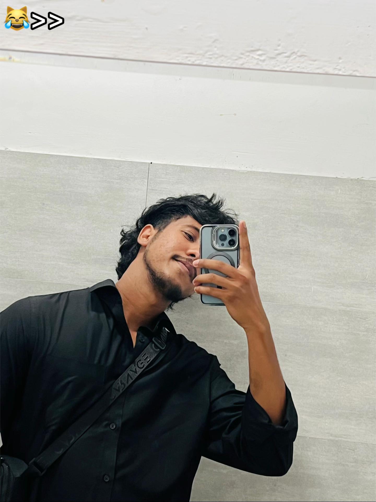 @sheyan_21