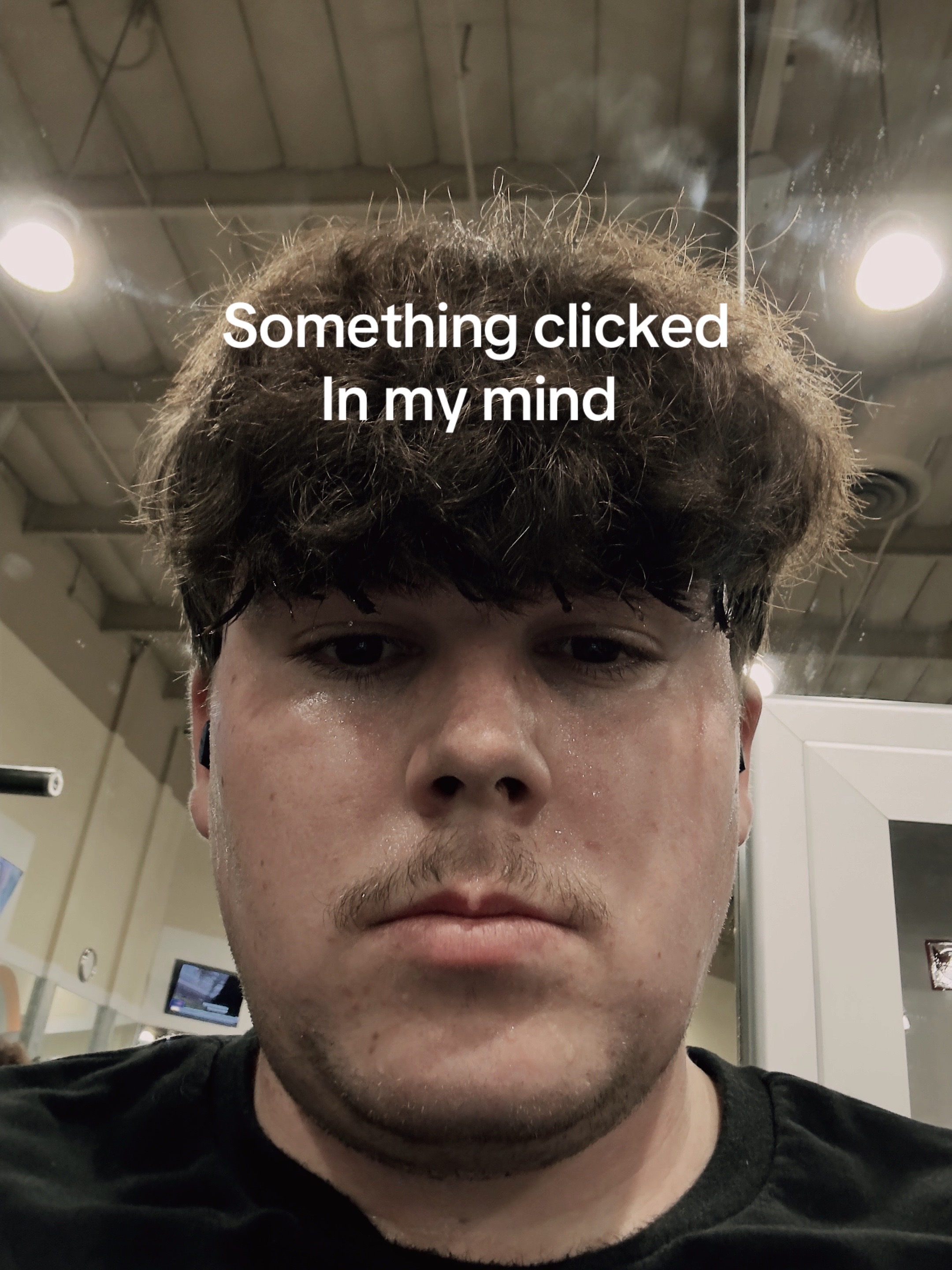 @aaron_916_