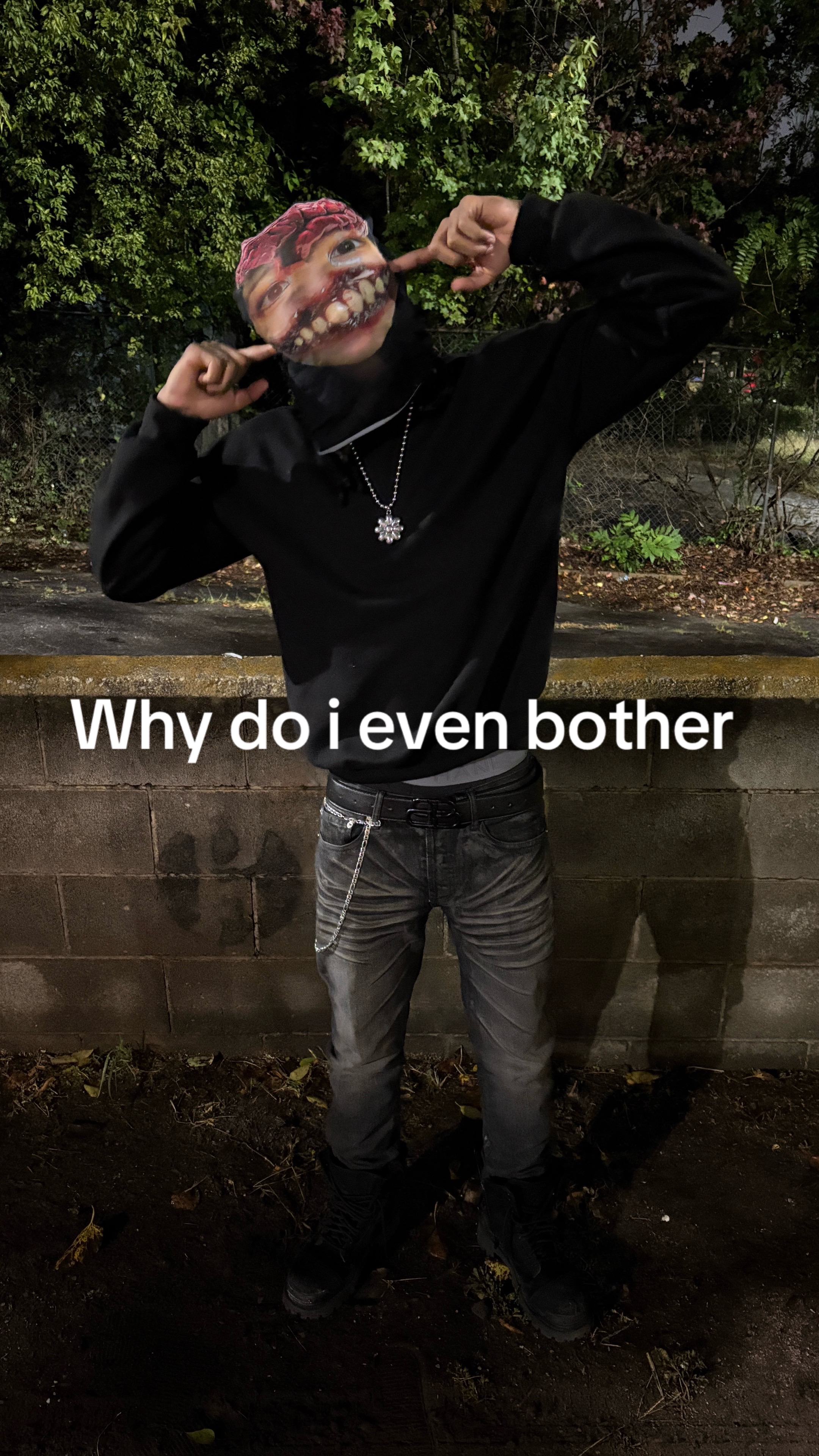 @️