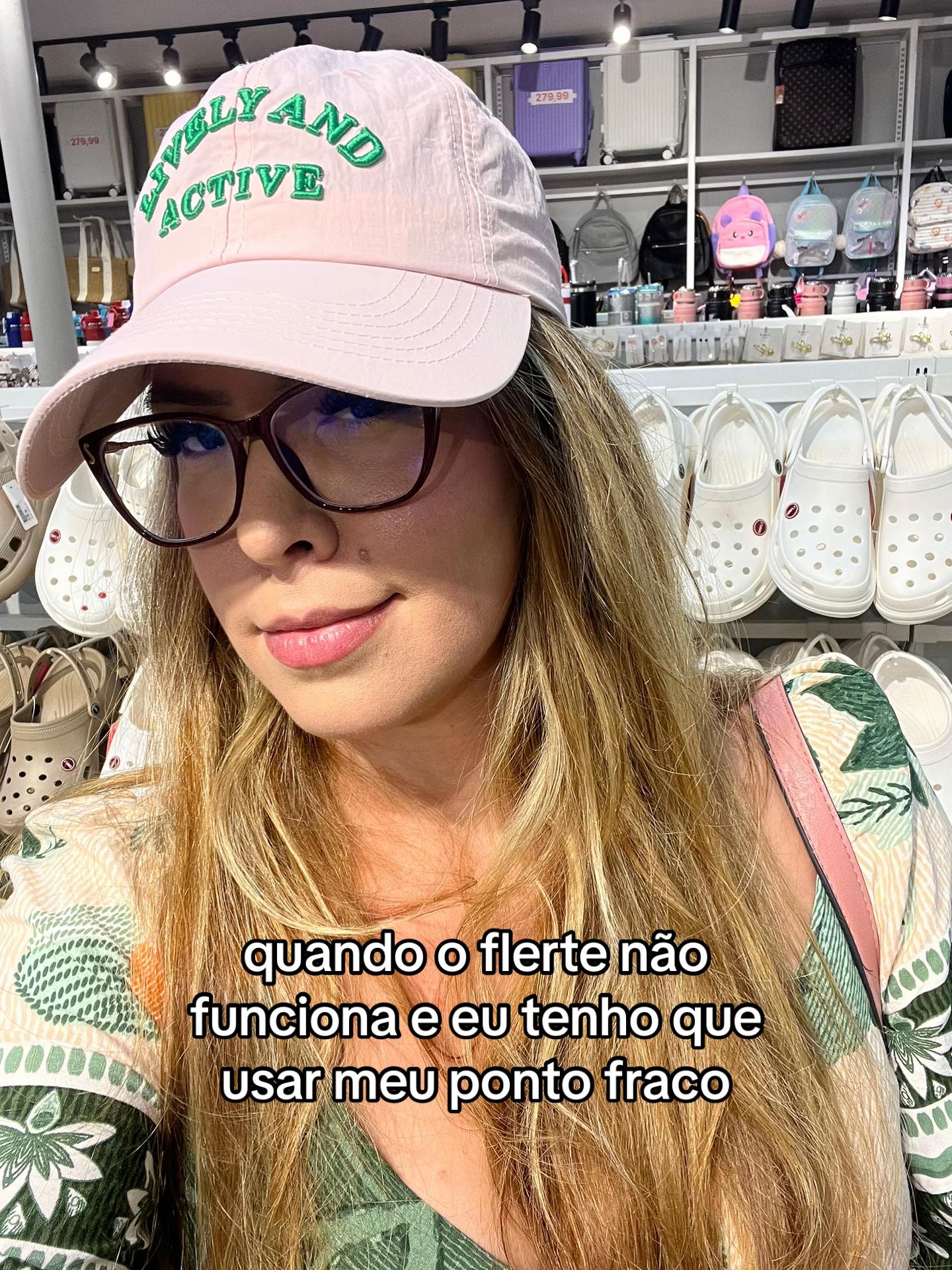 @ahelenajulia