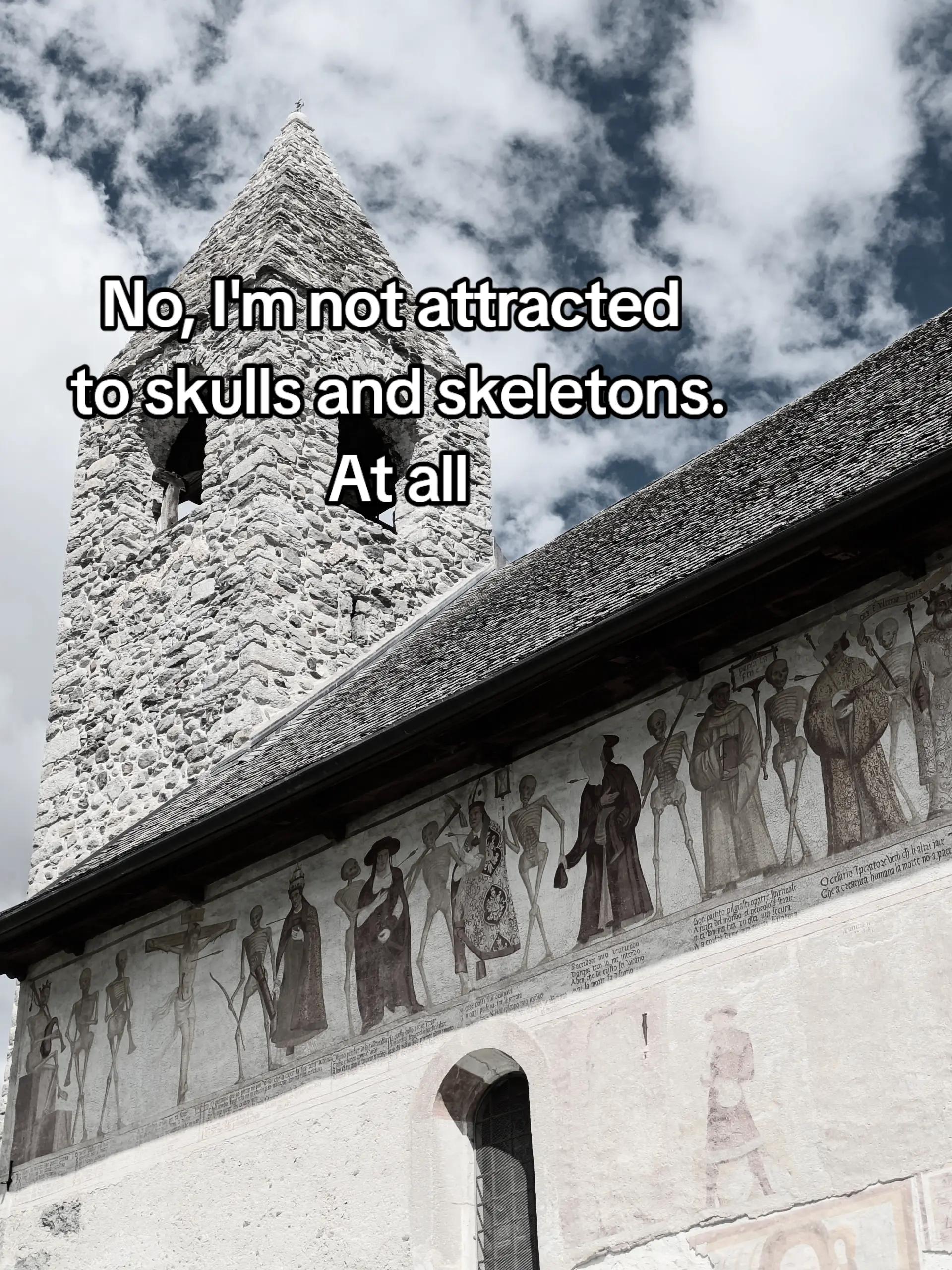 @Ari's Alt Life 🖤