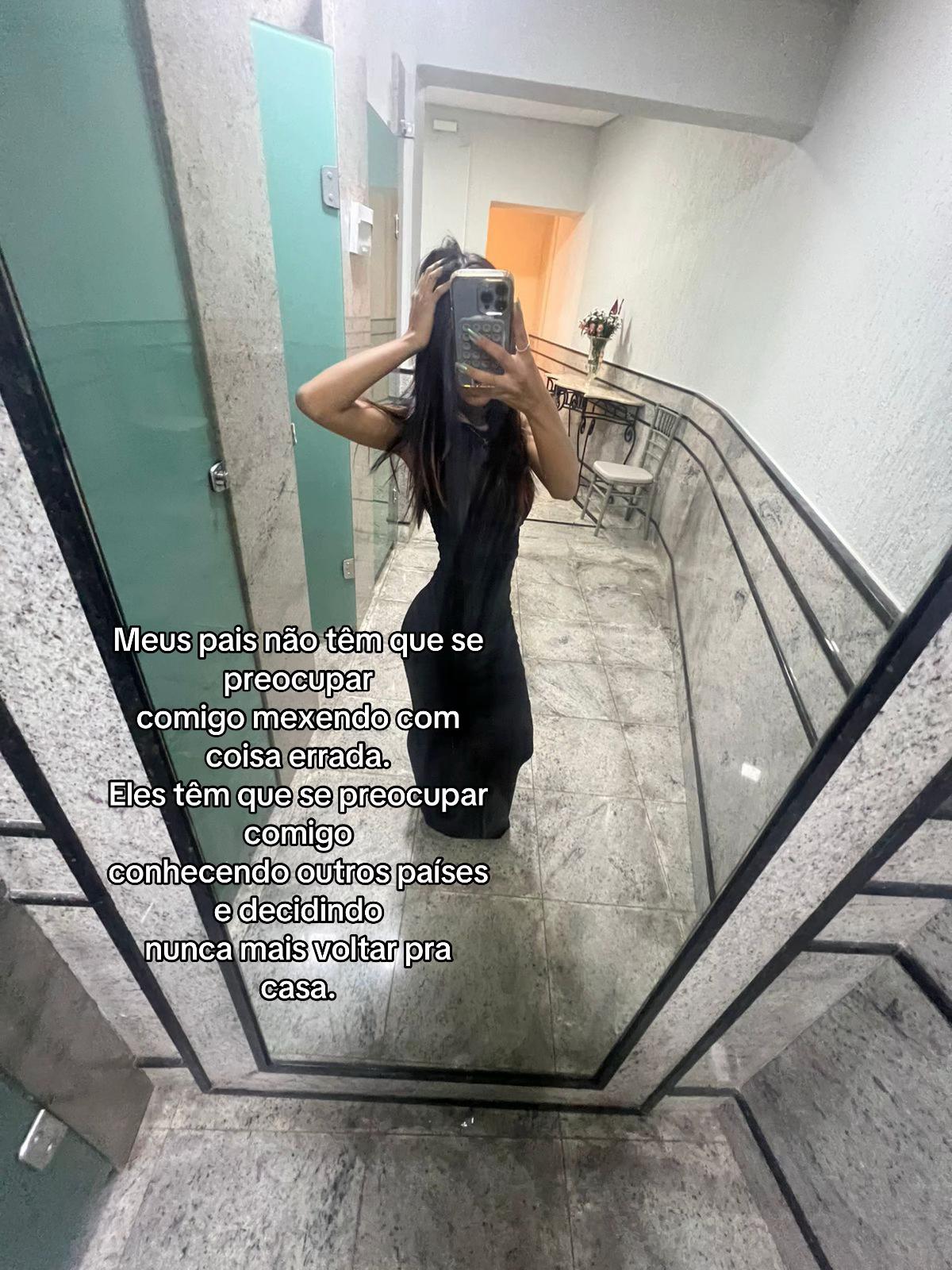 @𝓙.