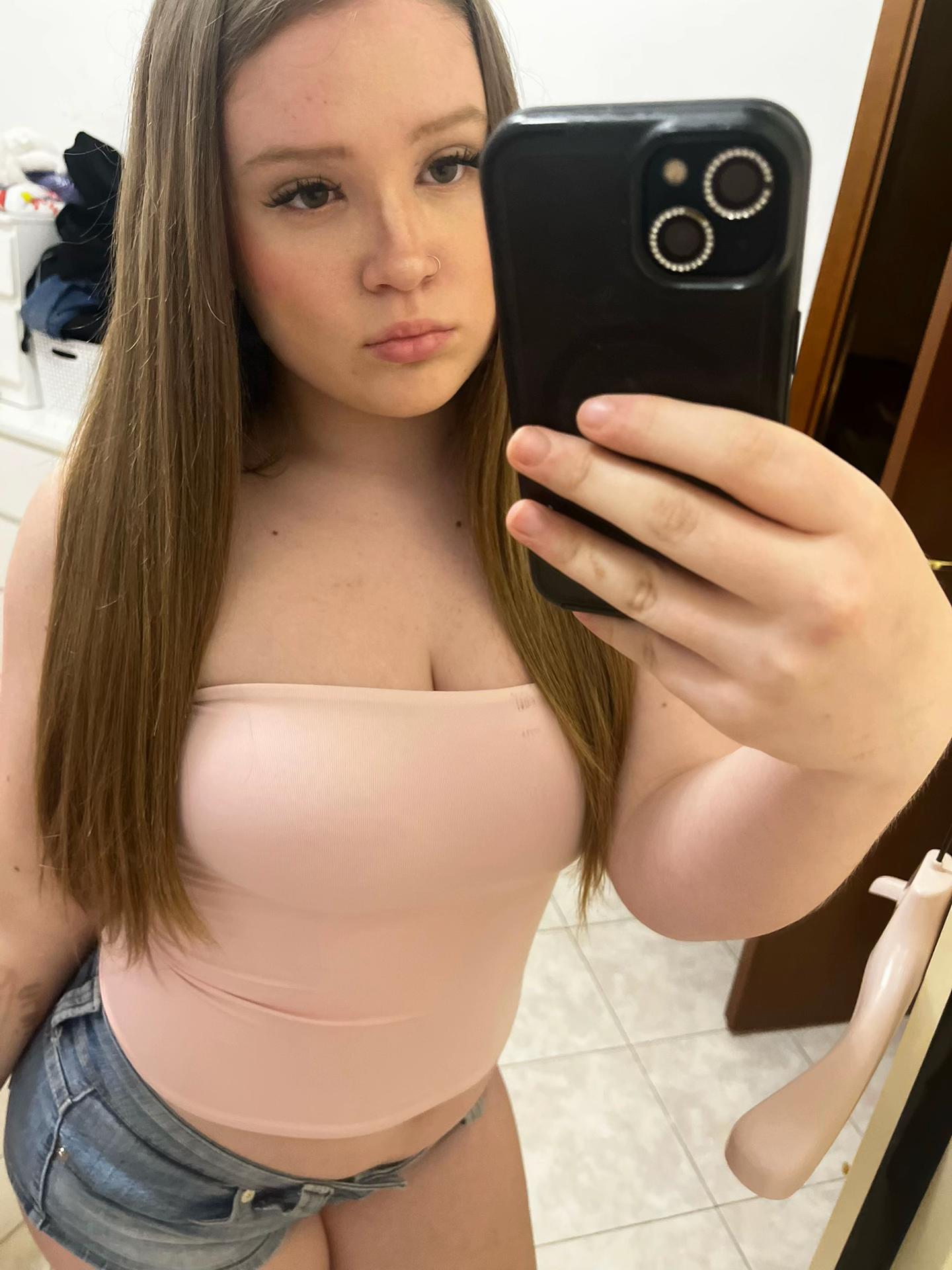 @𝒶𝓁𝒾𝒸𝑒🌟