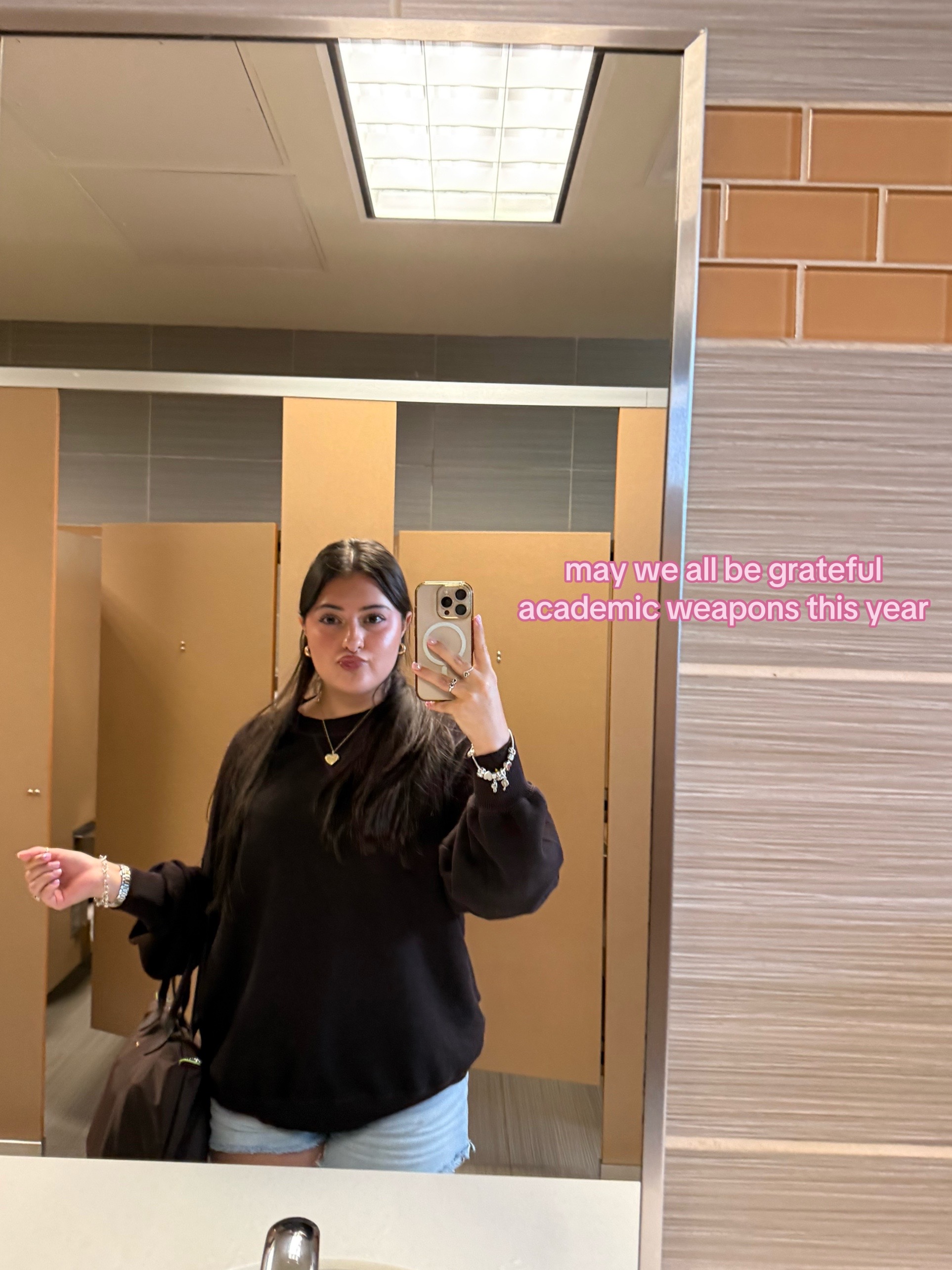 @andrea🪞🩰✨