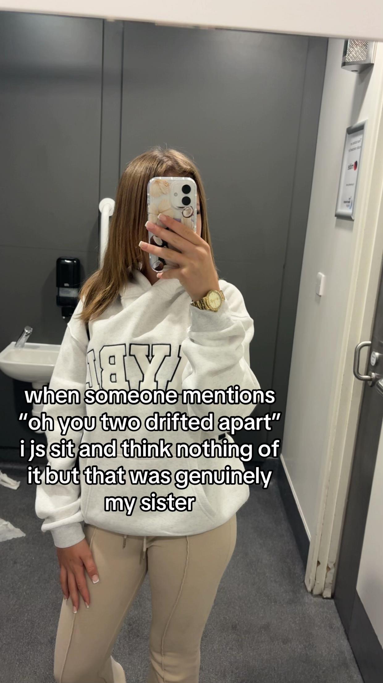 @𝓲𝓼𝓪𝓫𝓮𝓵𝓵𝓮𝓼 𝓼𝓹𝓪𝓶