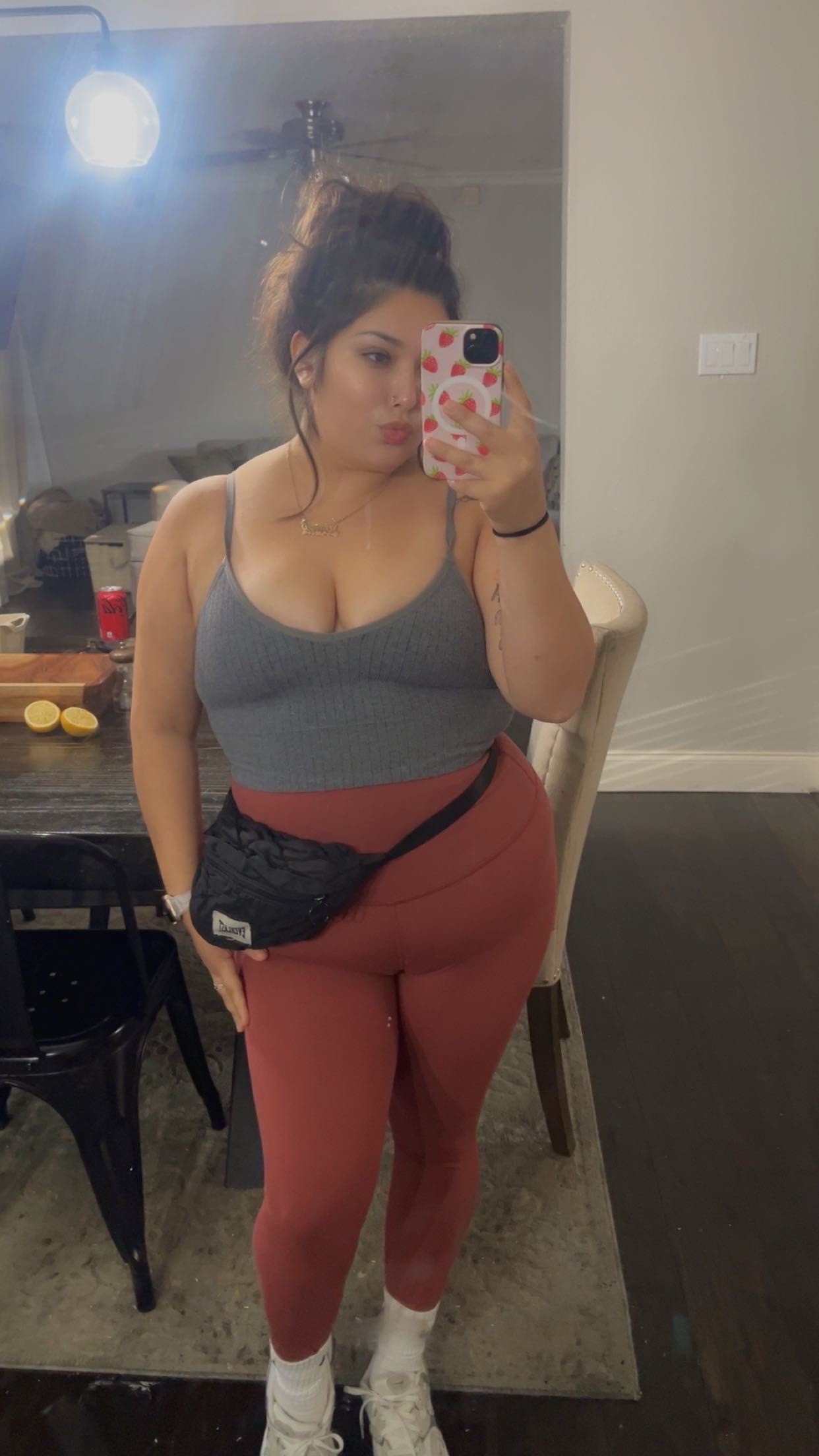 @Mireya