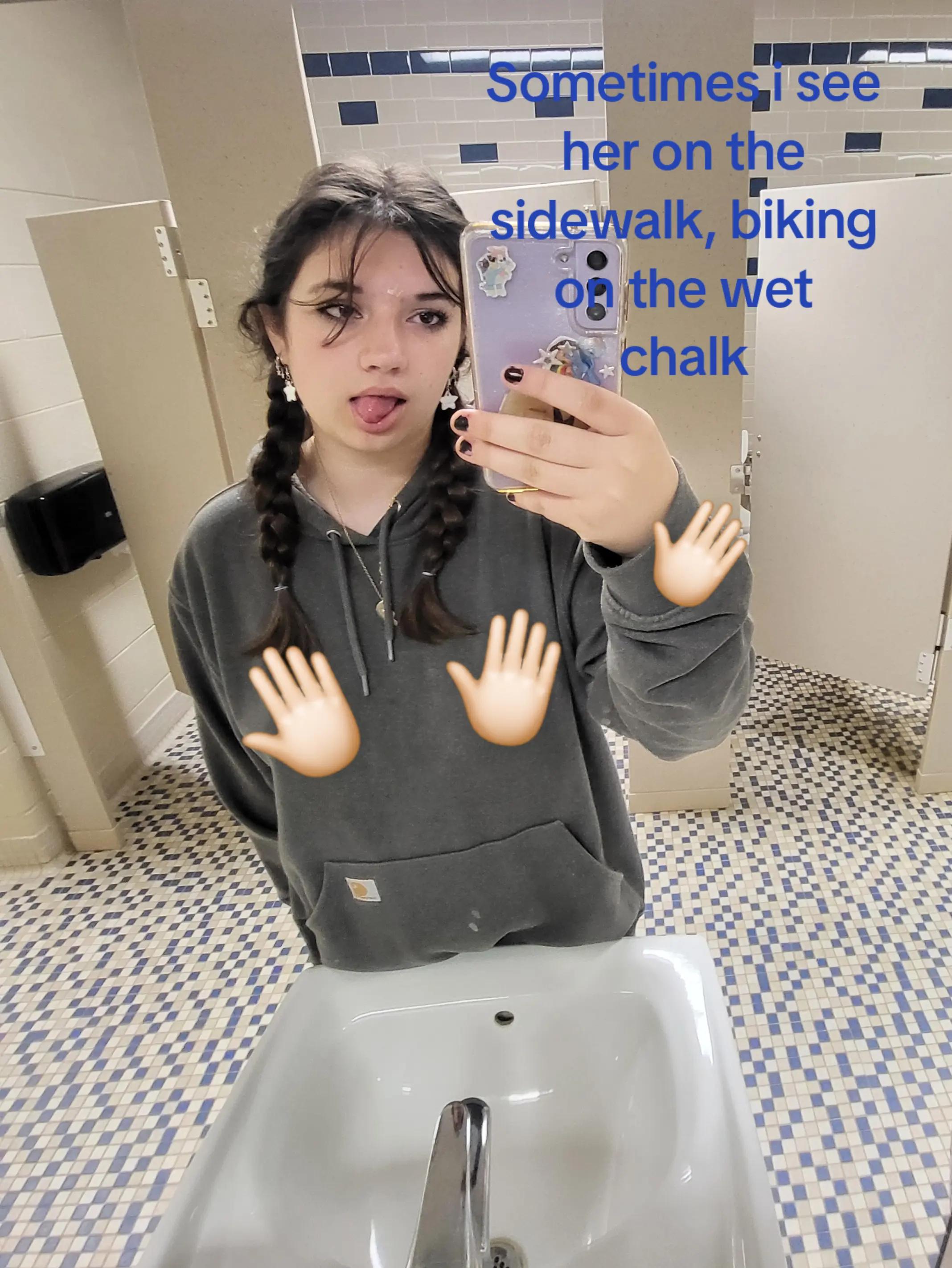@Ꭵꮙꮛꮛ𖤓˚࿔